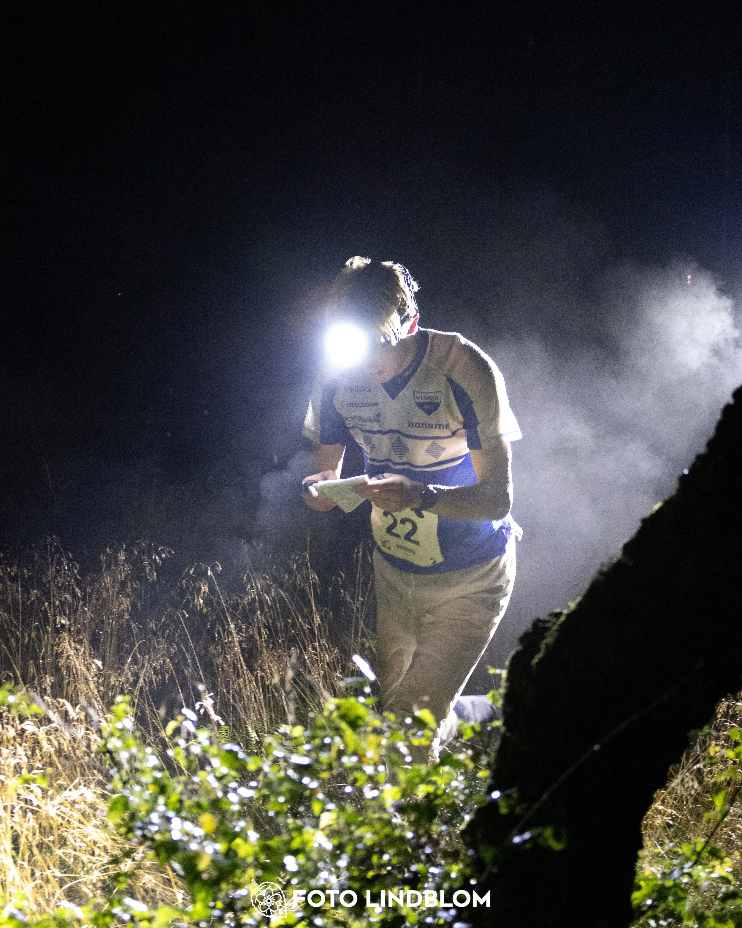 A picture from the youth 10 mila orienteering competition taken by Foto Lindblom