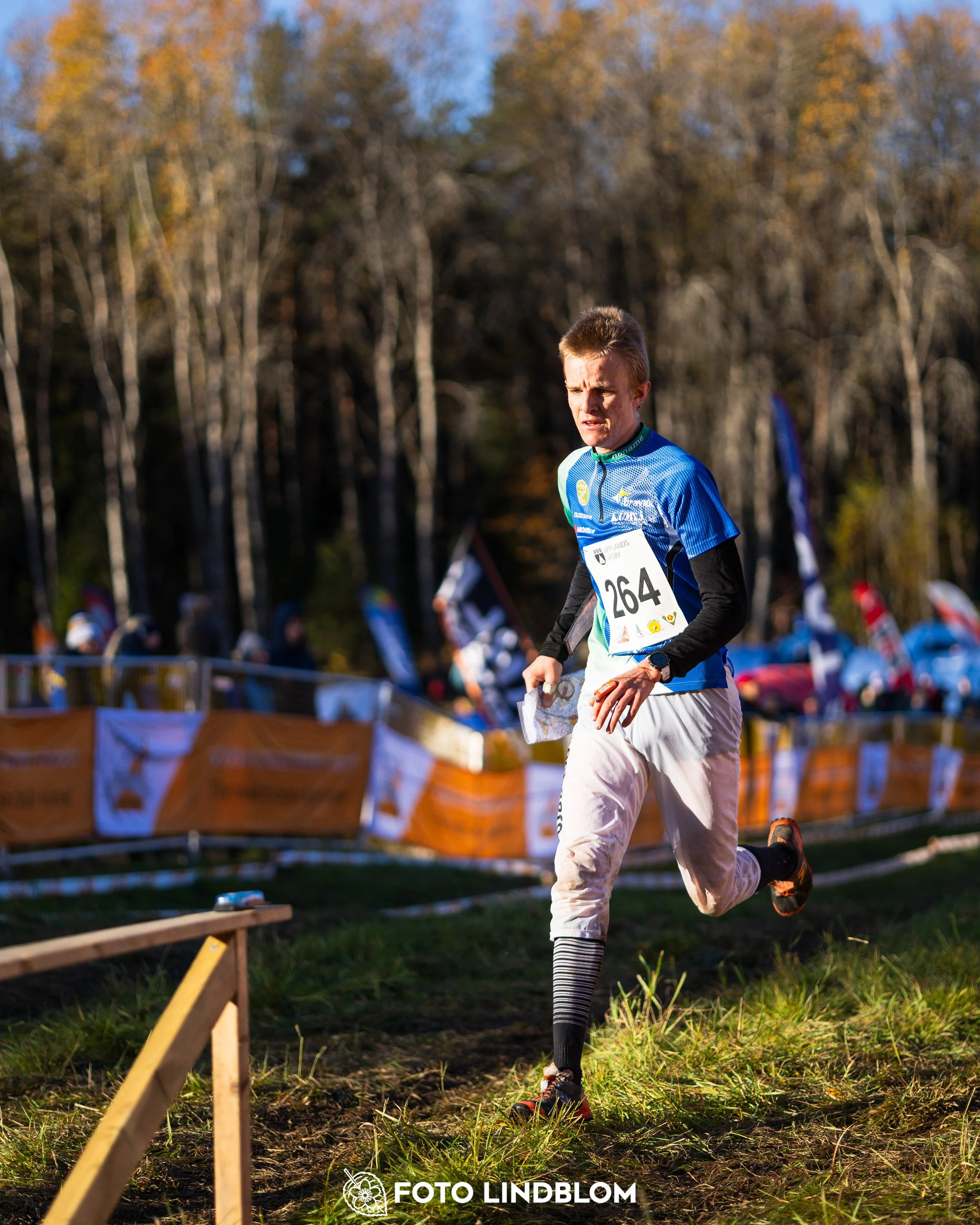 A picture from the 25-Manna orienteering event taken by Foto Lindblom