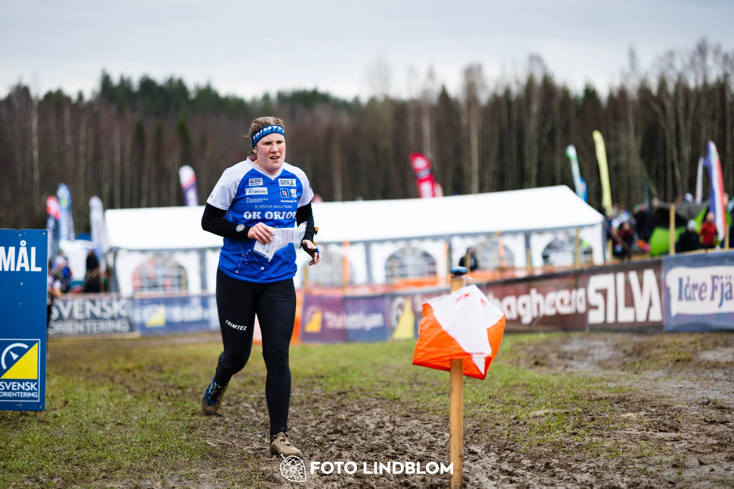 A moment captured during the Swedish League orienteering competition in Kolmården 2026 by Foto Lindblom.