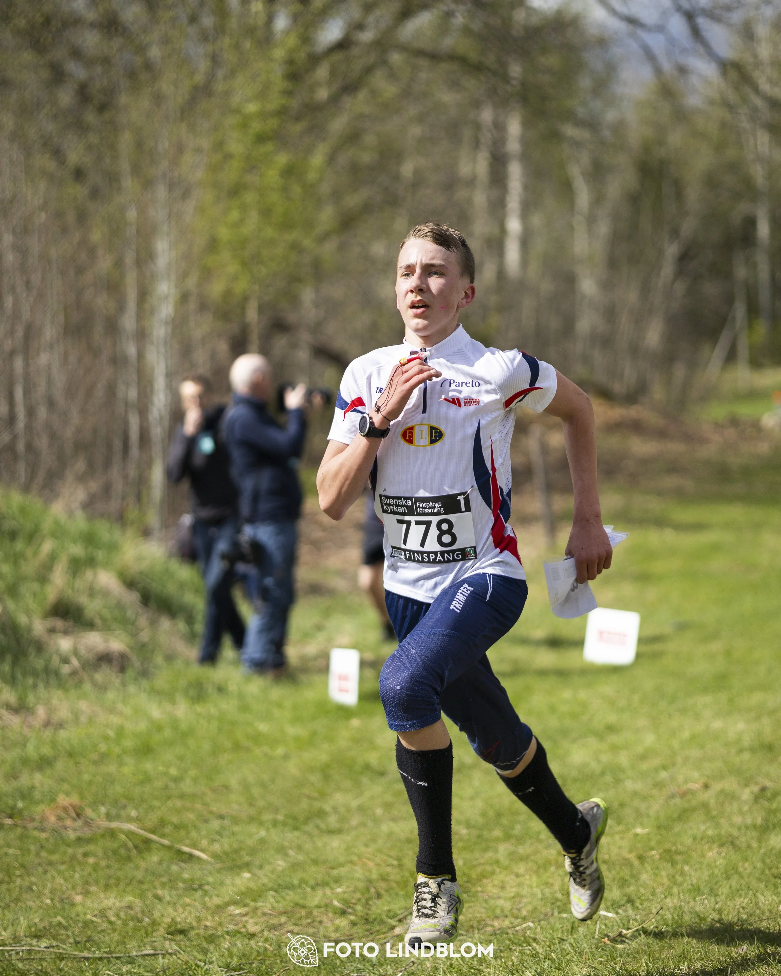 A picture from the youth relay at 10-Mila orienteering competition