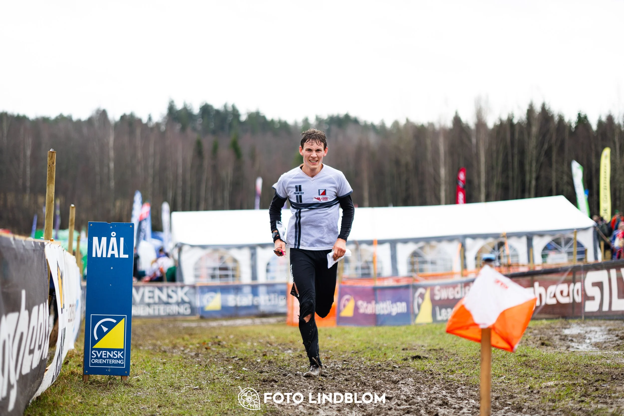 A photo from an orienteering race in Kolmården during the Swedish League spring season 2026, captured by Foto Lindblom.