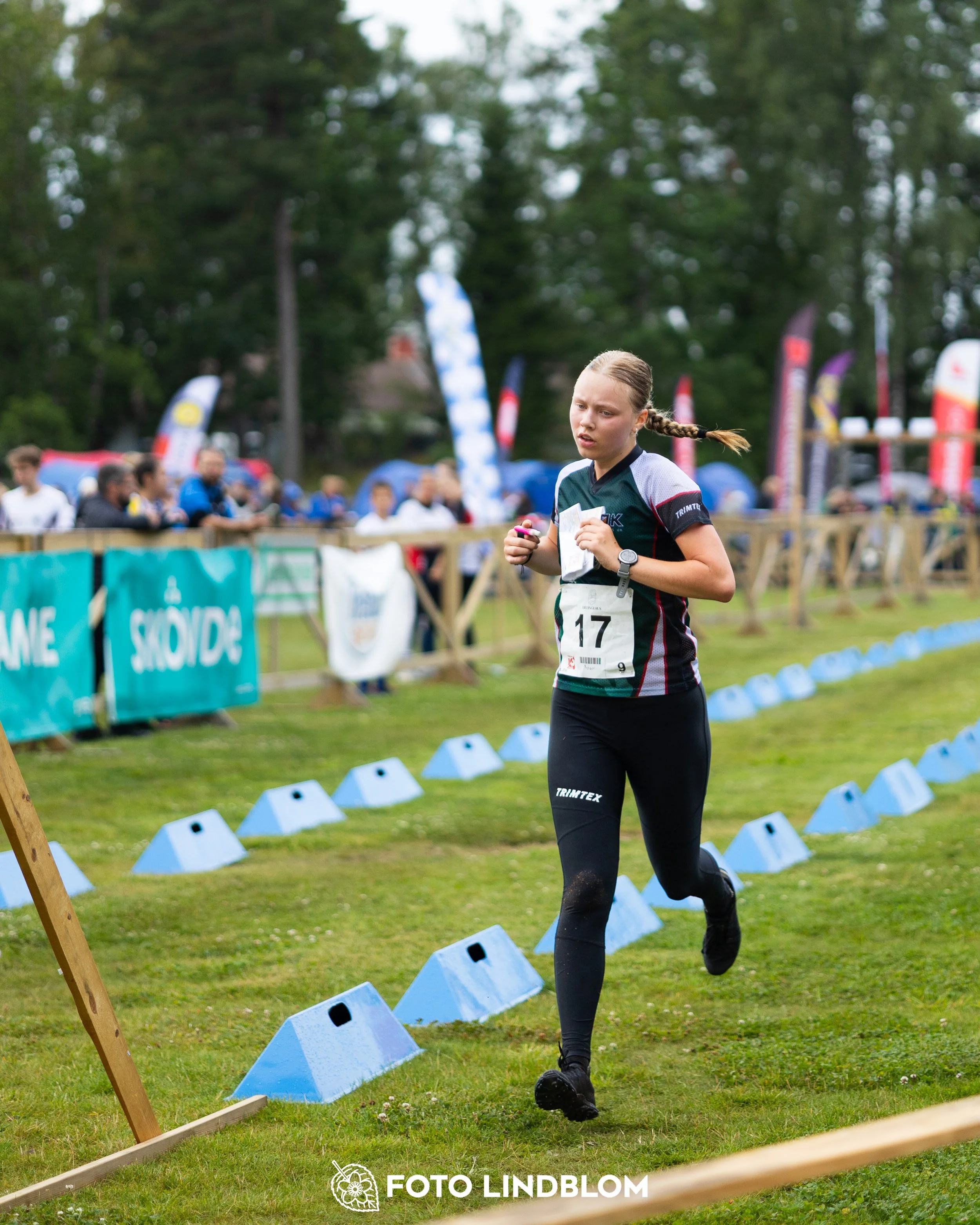 A picture from the youth 10 mila orienteering competition taken by Foto Lindblom