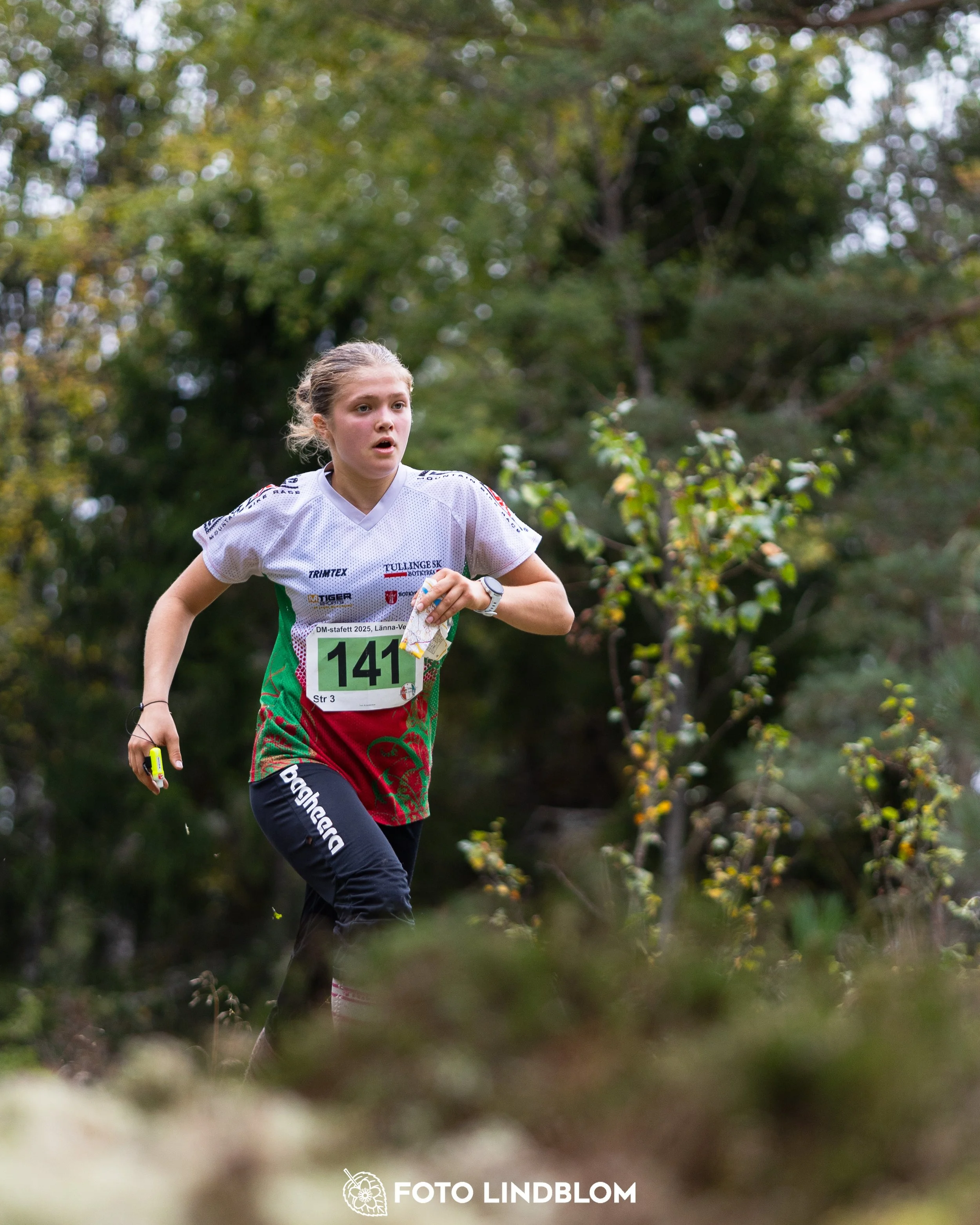 A picture from the Stockholm district championship in relay orienteering taken by Foto Lindblom