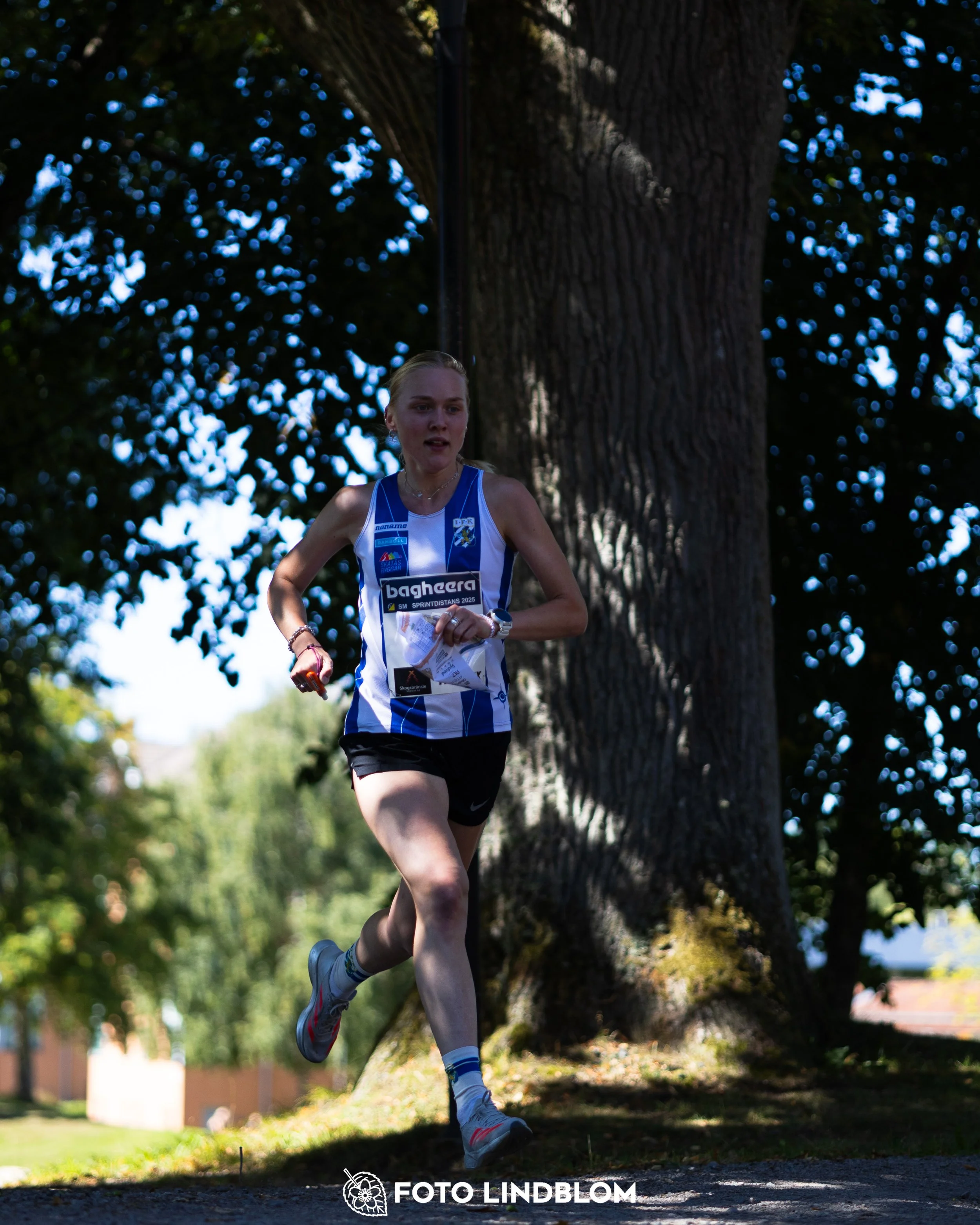 A picture from the Swedish national championship in knock out orienteering  taken by Foto Lindblom