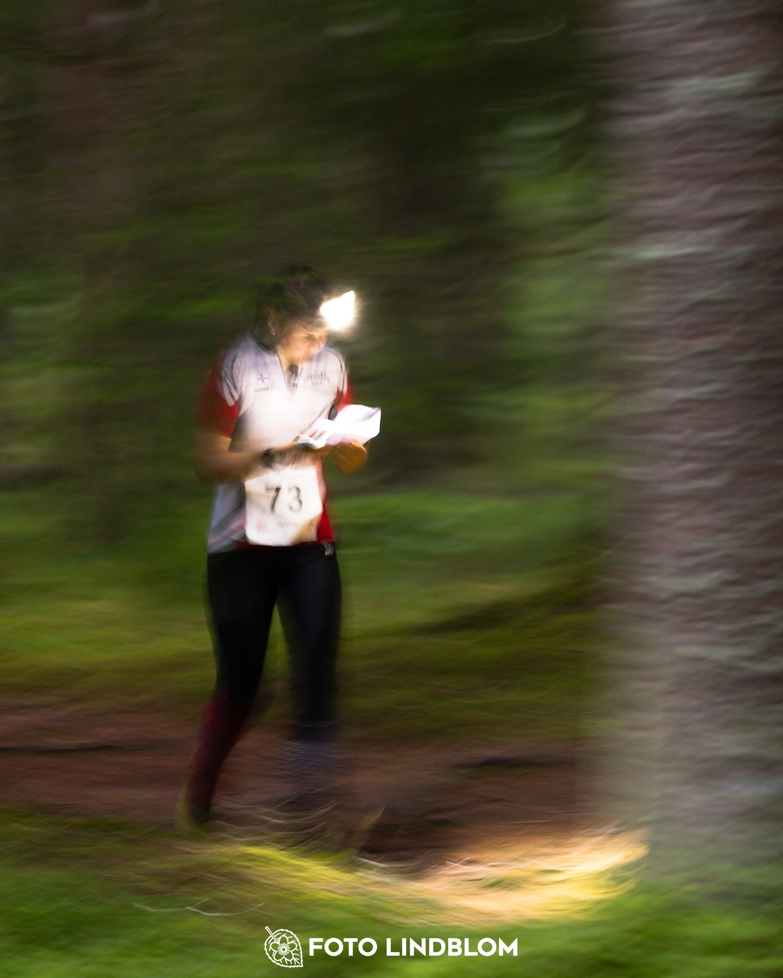 A picture from the youth 10 mila orienteering competition taken by Foto Lindblom