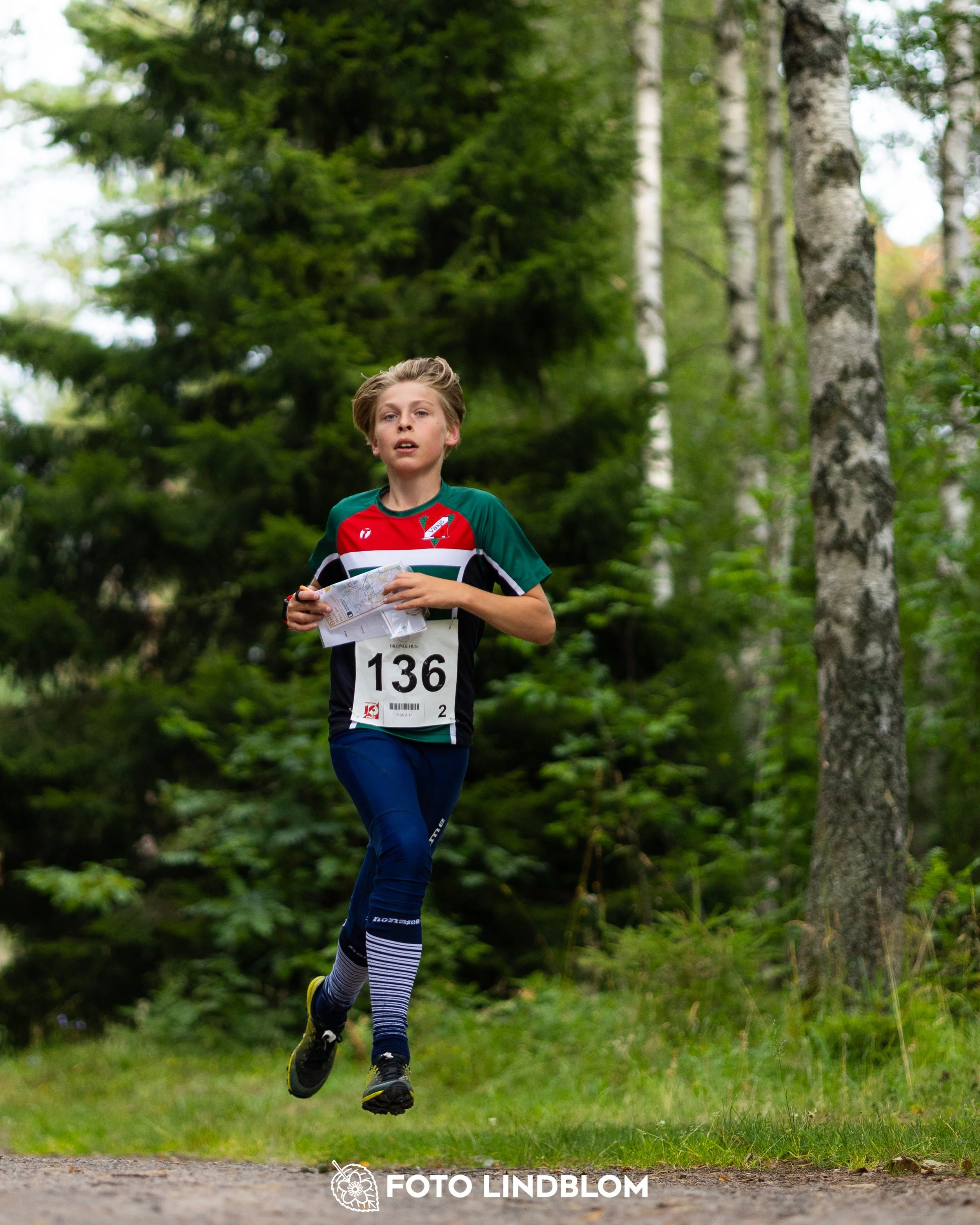 A picture from the youth 10 mila orienteering competition taken by Foto Lindblom