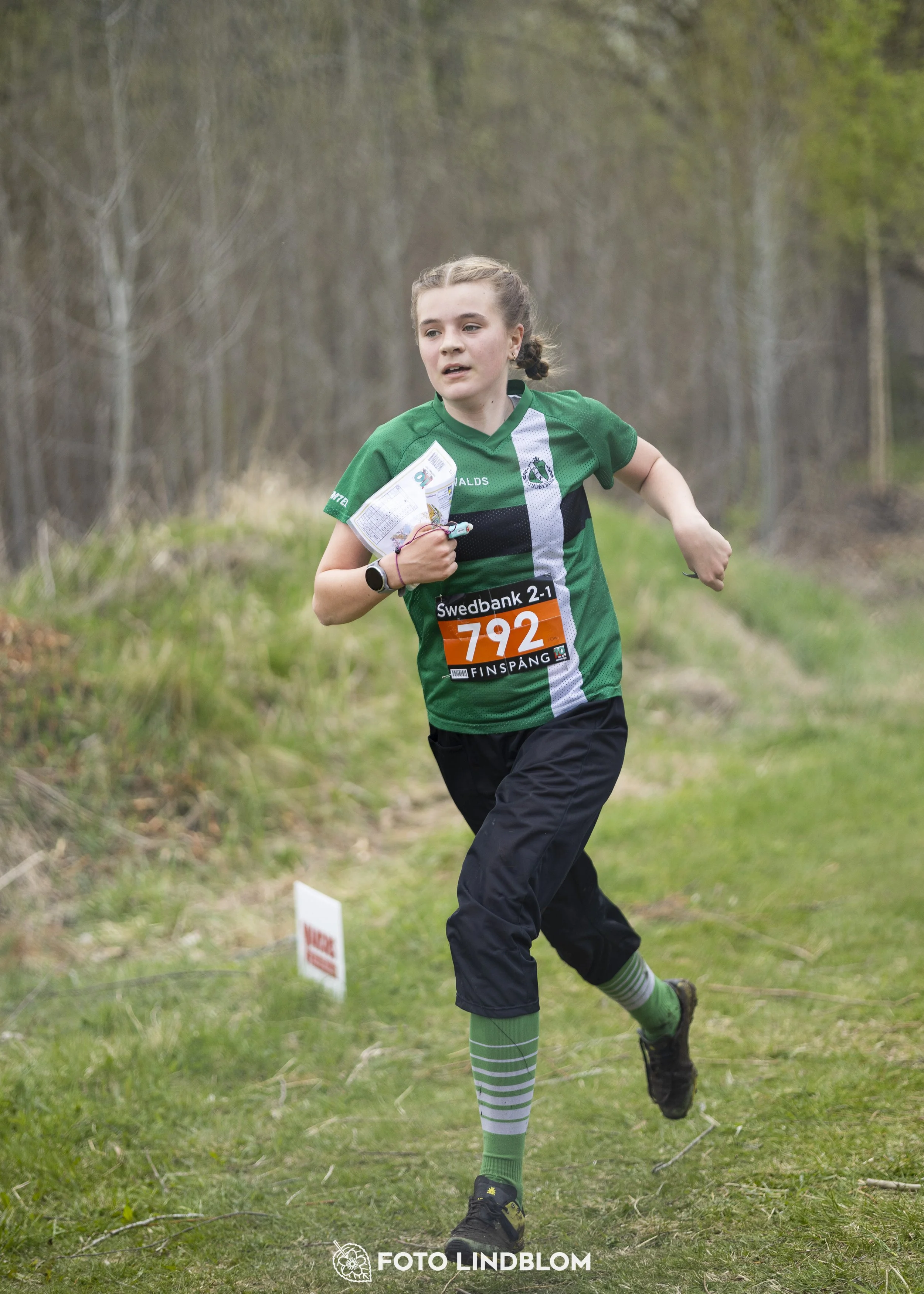 A picture from the youth relay at 10-Mila orienteering competition