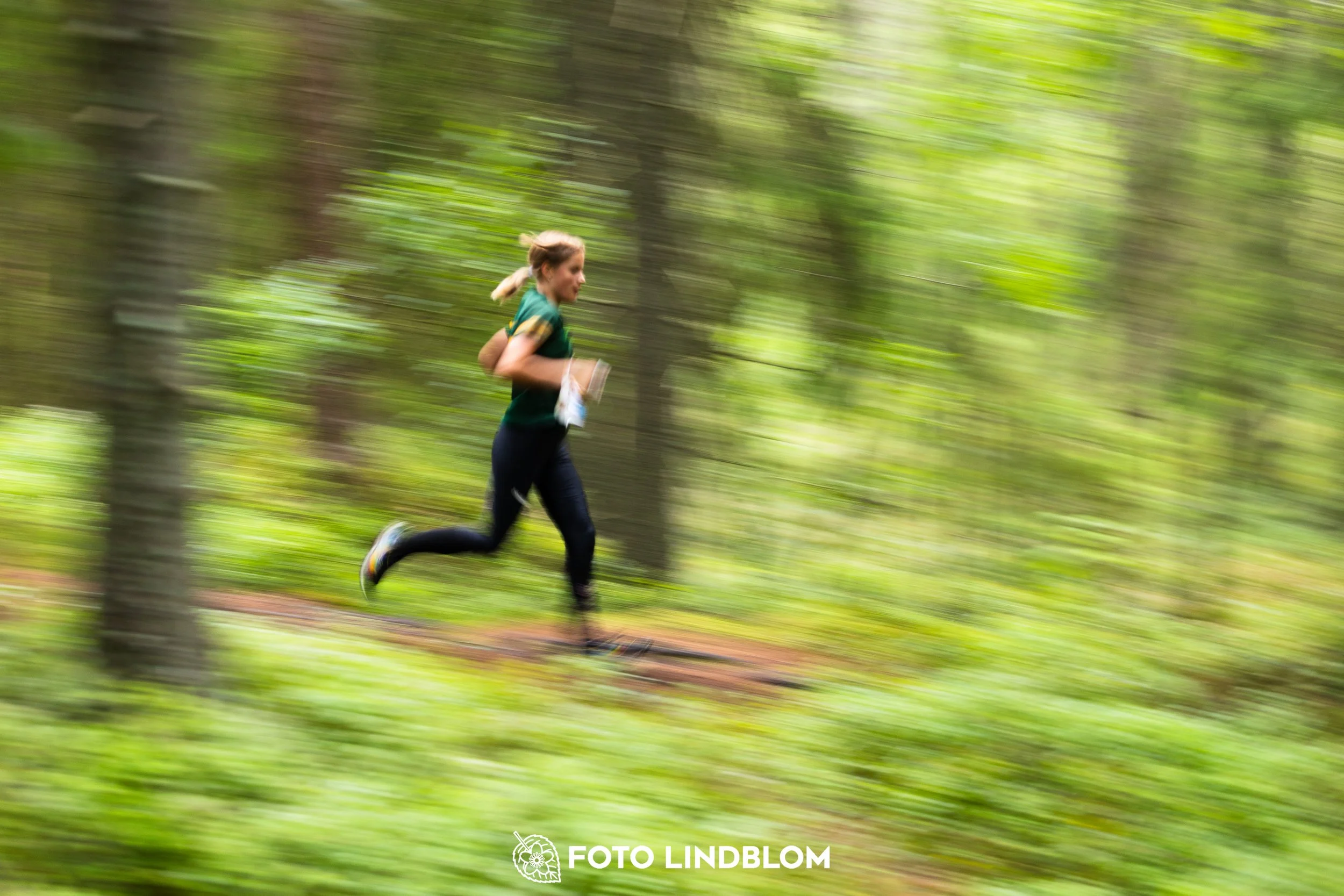 A picture from the youth 10 mila orienteering competition taken by Foto Lindblom