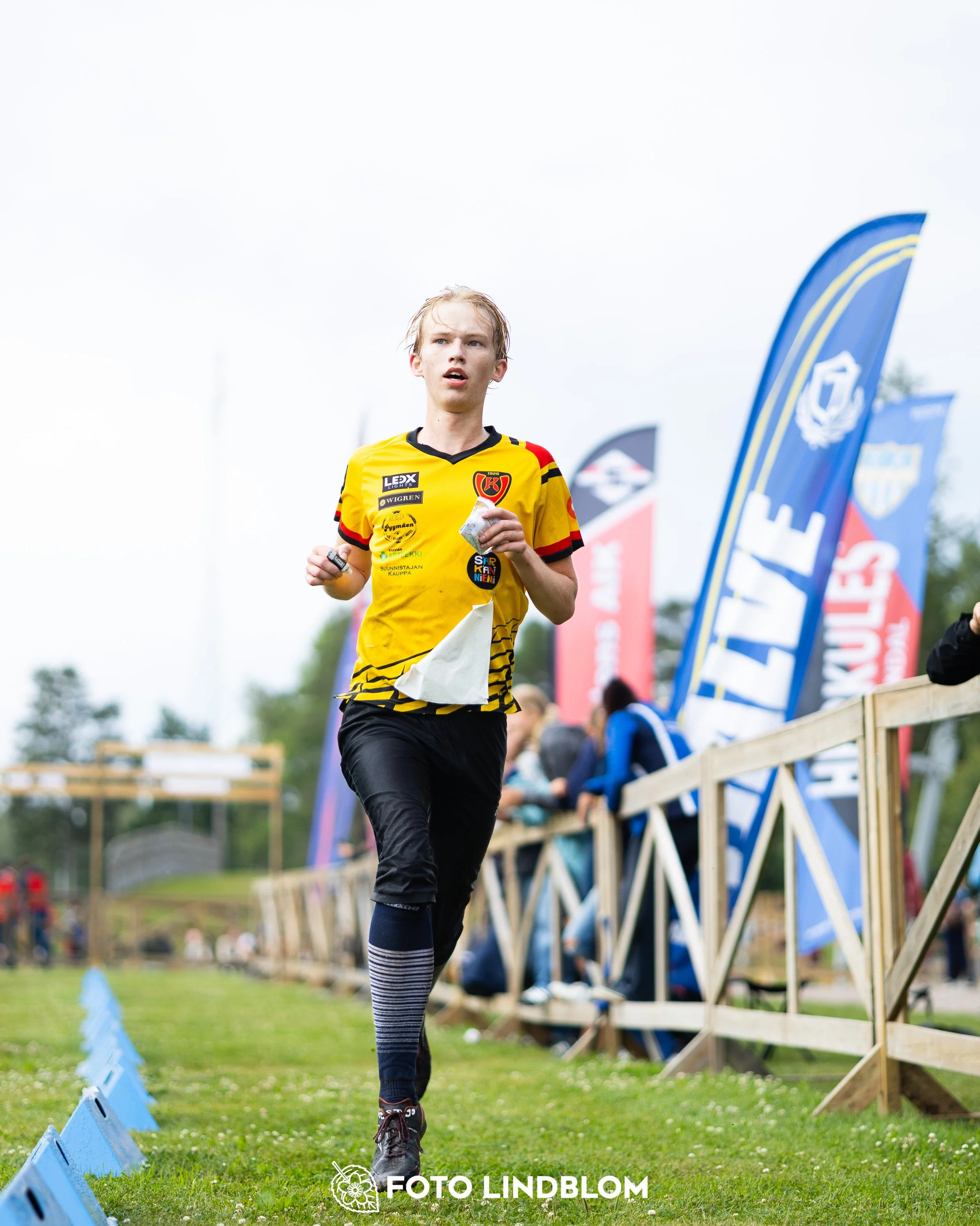 A picture from the youth 10 mila orienteering competition taken by Foto Lindblom