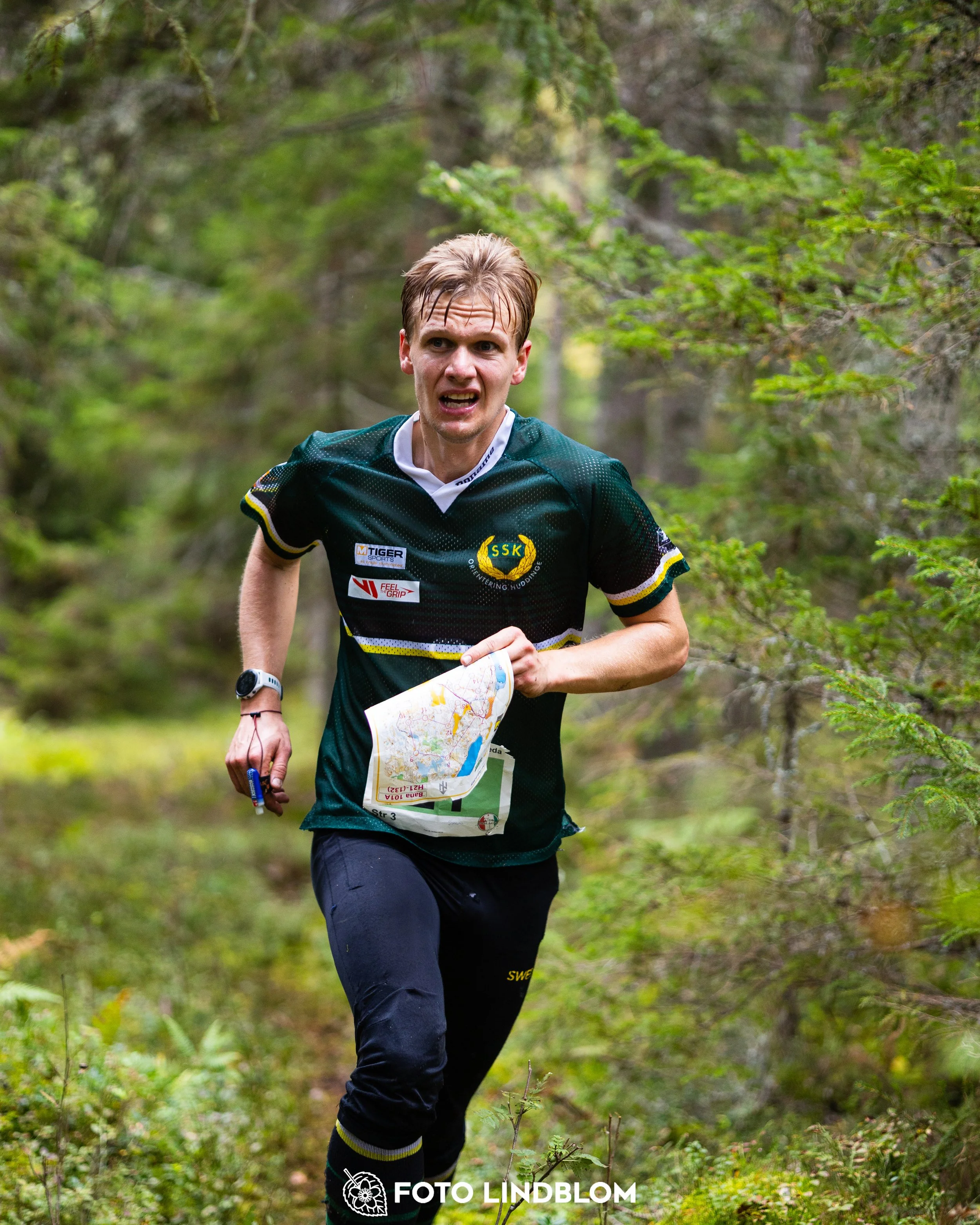 A picture from the Stockholm district championship in relay orienteering taken by Foto Lindblom