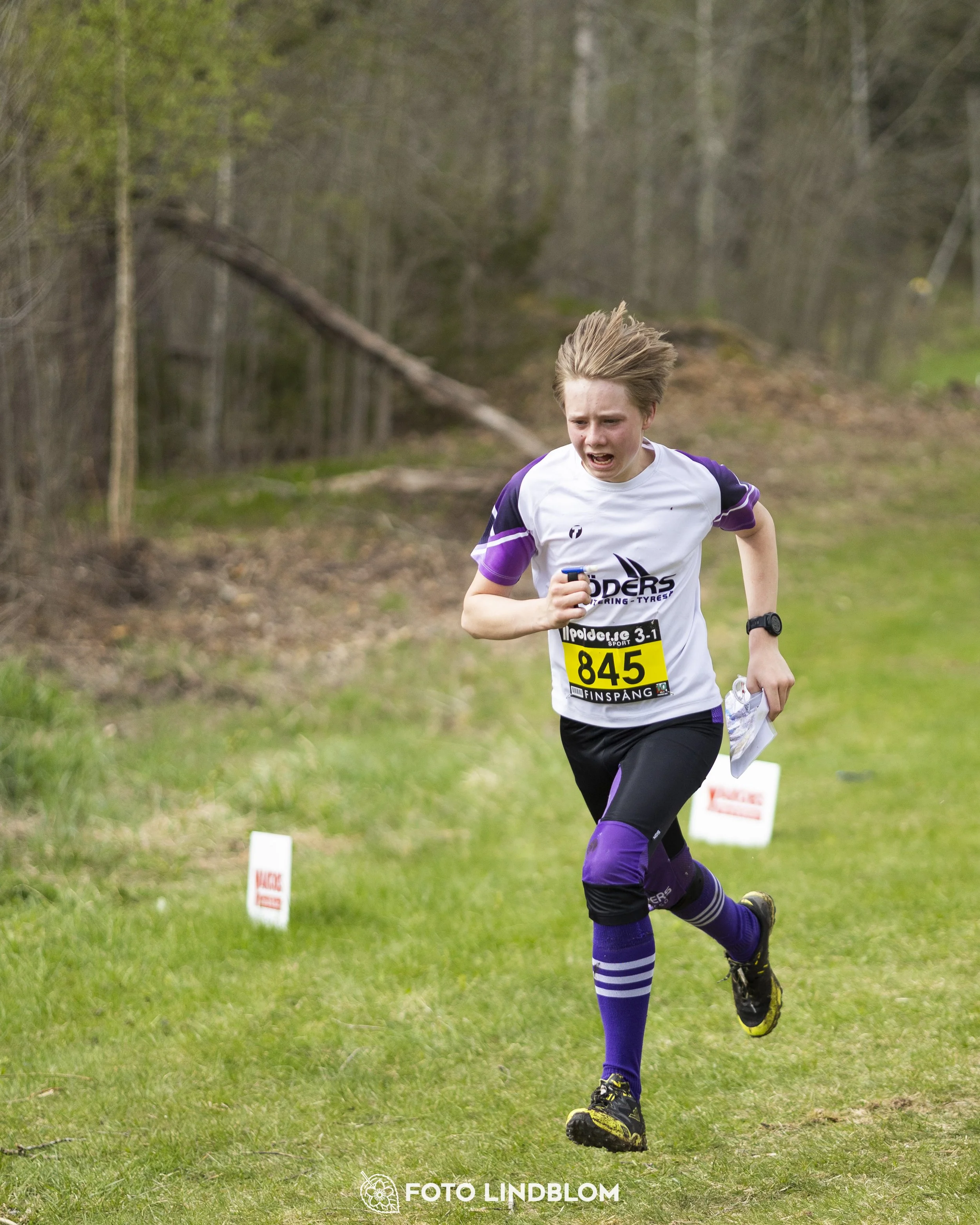 A picture from the youth relay at 10-Mila orienteering competition