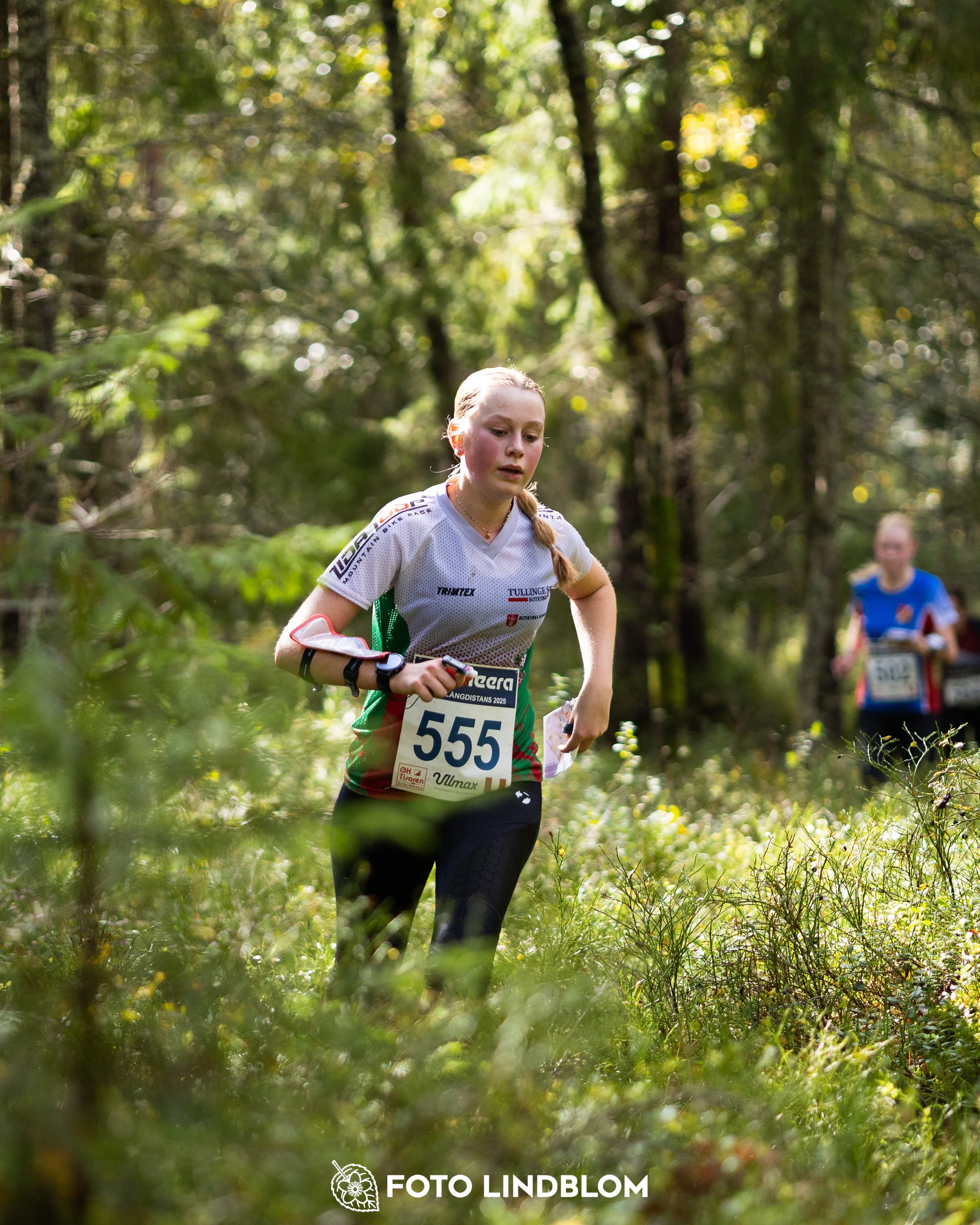 A picture from the Swedish national championship in long distance orienteering and Swedish league race taken by Foto Lindblom