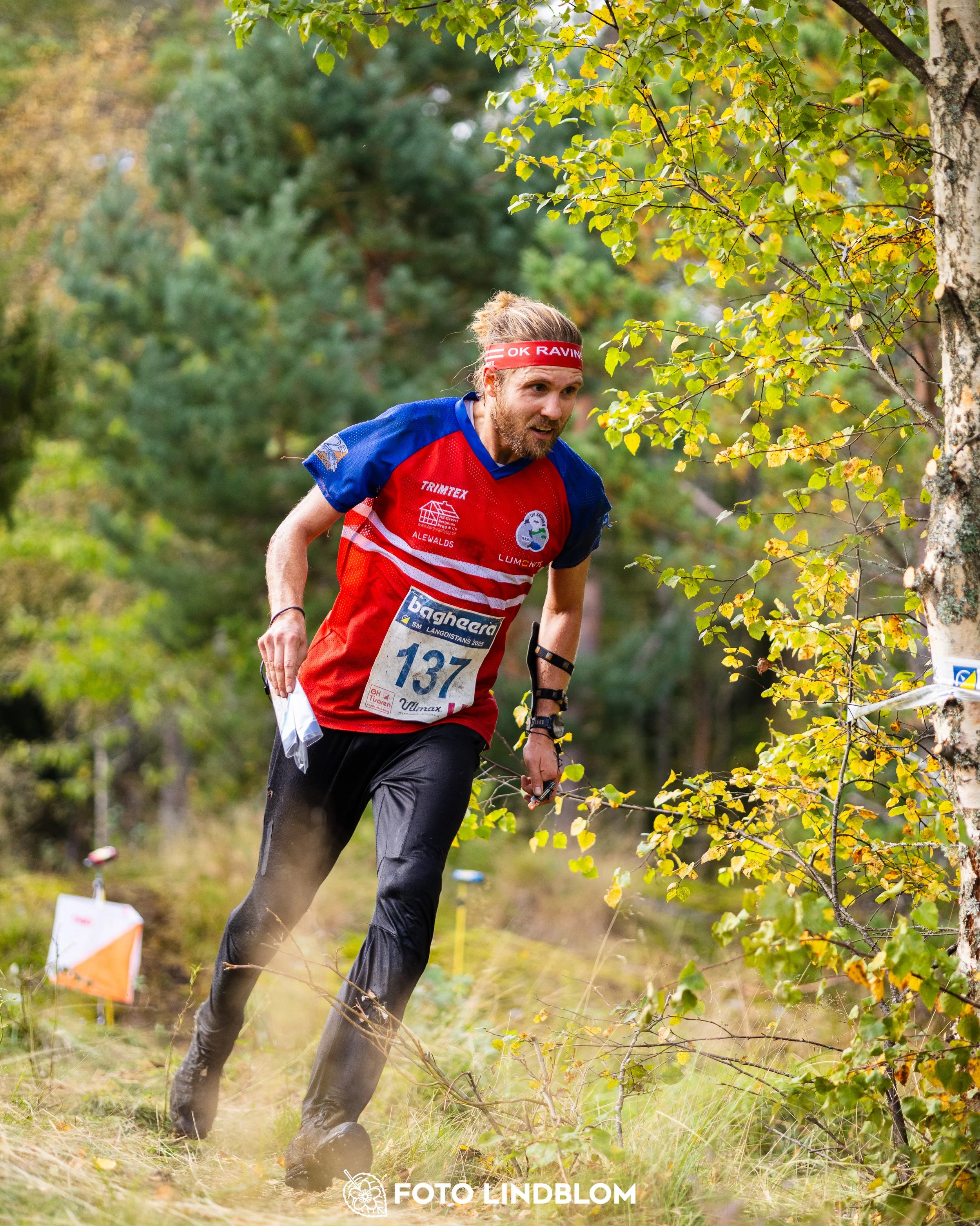 A picture of Gustav Bergman from the Swedish national championship in long distance orienteering and Swedish league race taken by Foto Lindblom