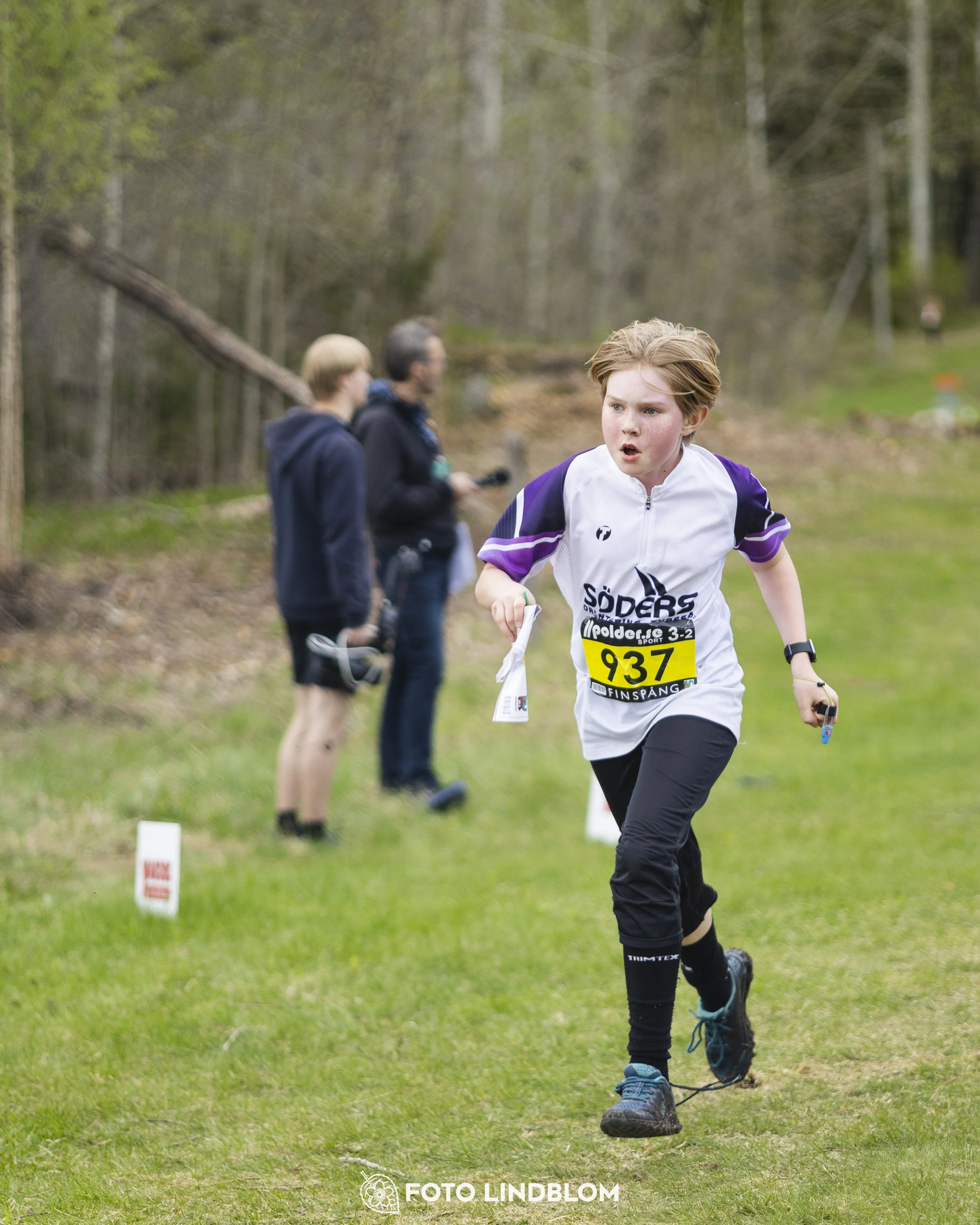 A picture from the youth relay at 10-Mila orienteering competition