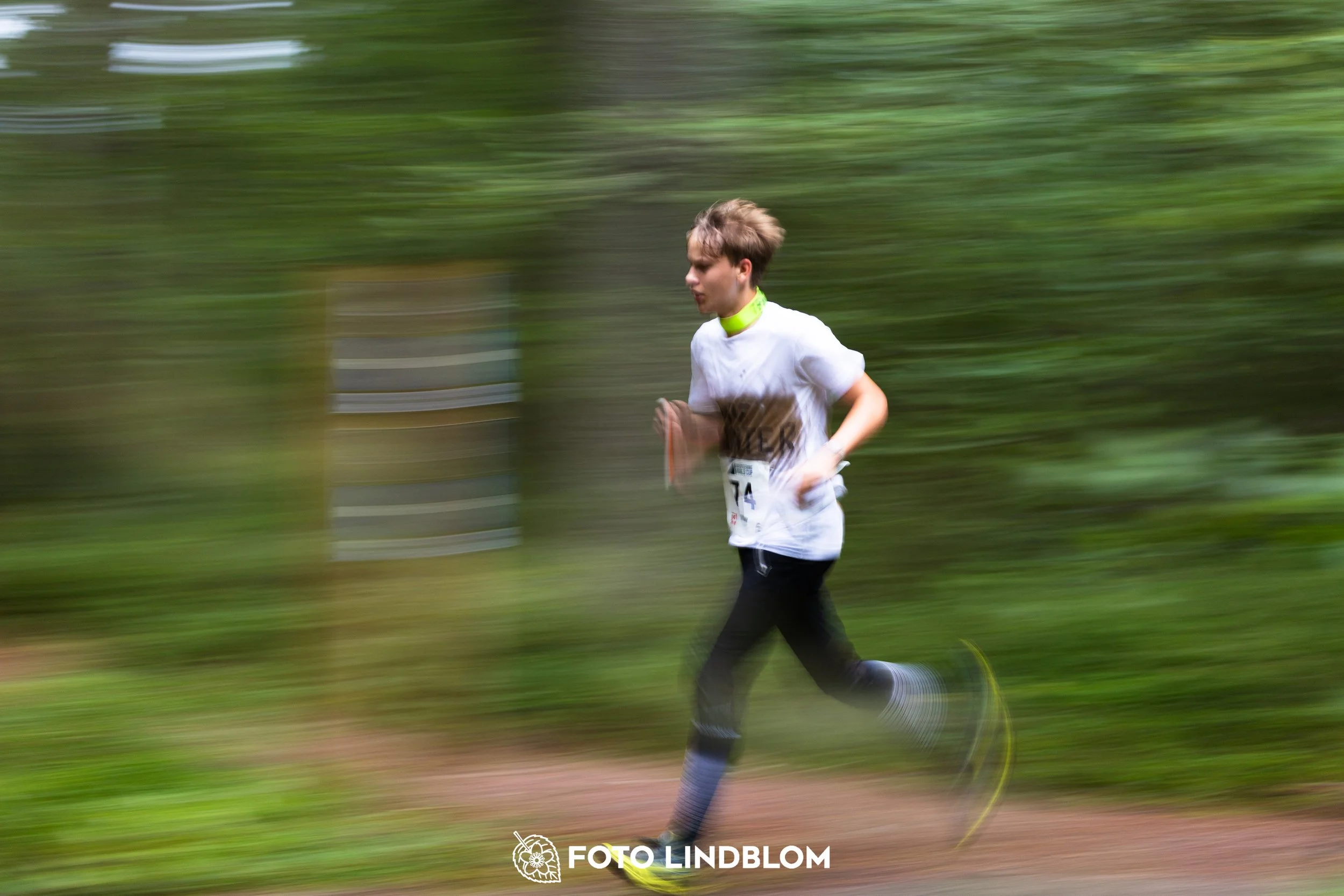 A picture from the youth 10 mila orienteering competition taken by Foto Lindblom