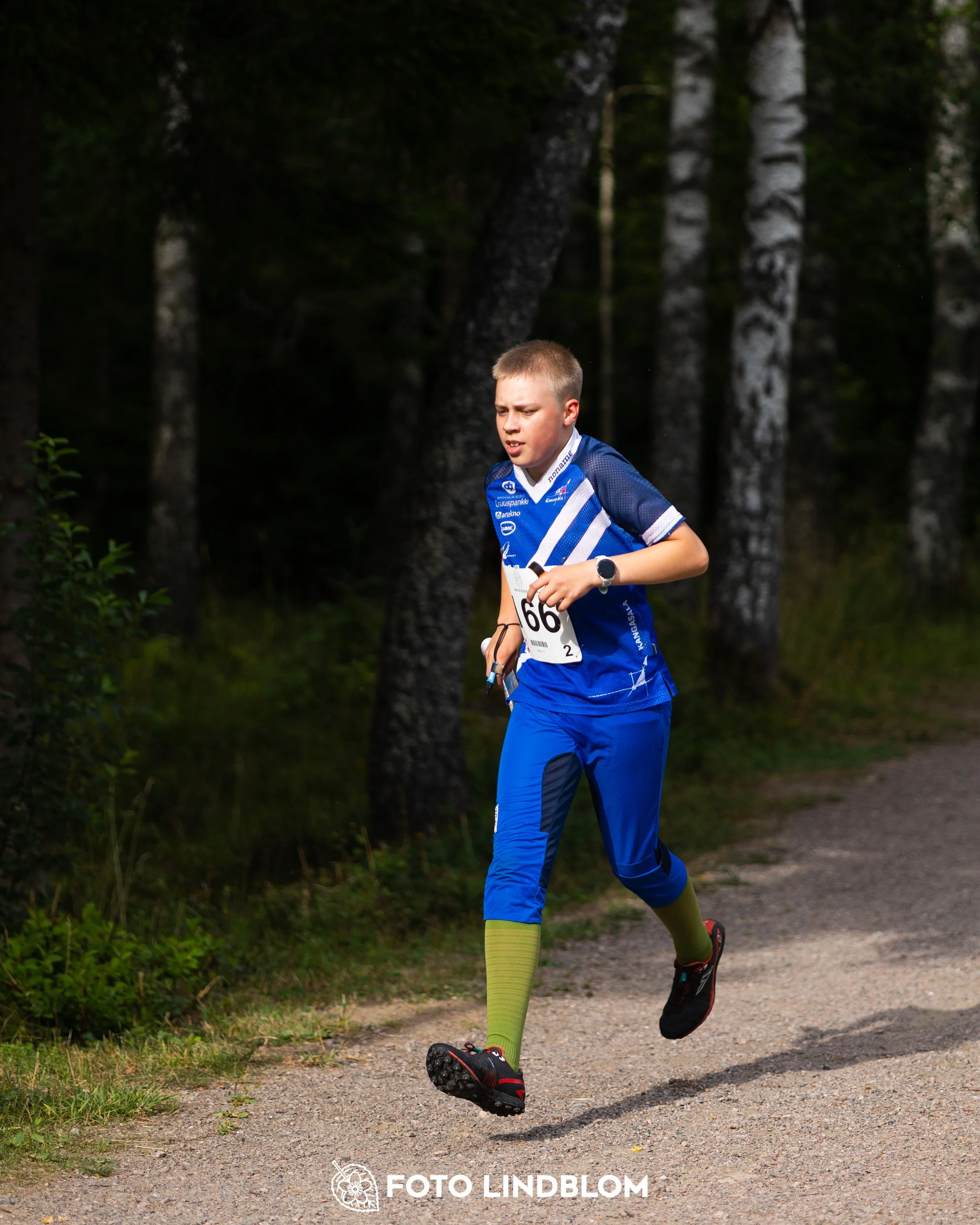 A picture from the youth 10 mila orienteering competition taken by Foto Lindblom