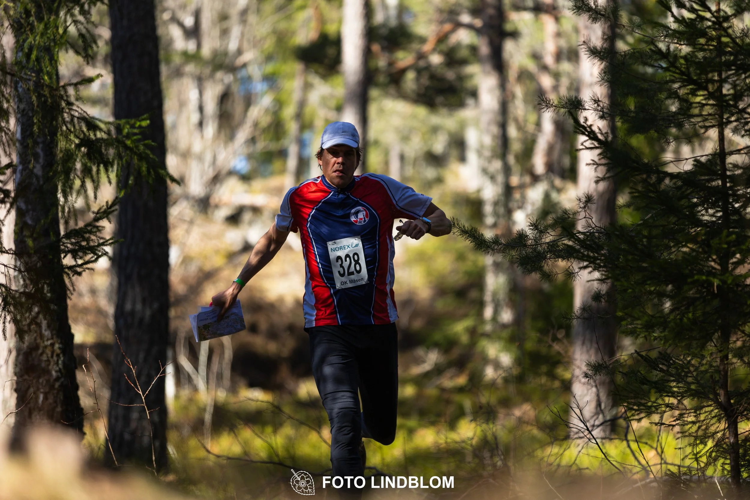 A photo from the 2026 Måsenstafetten orienteering relay in Sweden, captured by Foto Lindblom.