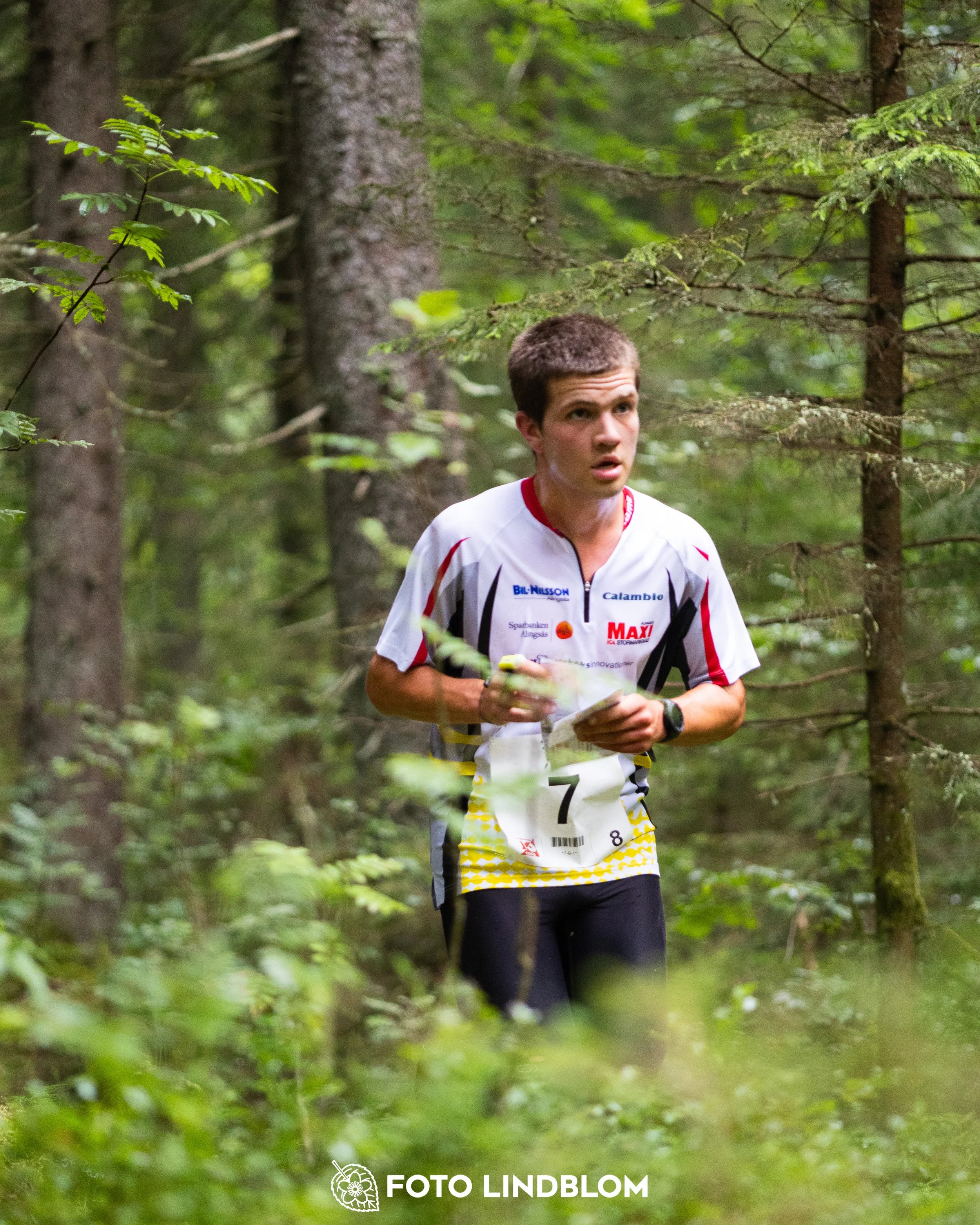 A picture from the youth 10 mila orienteering competition taken by Foto Lindblom