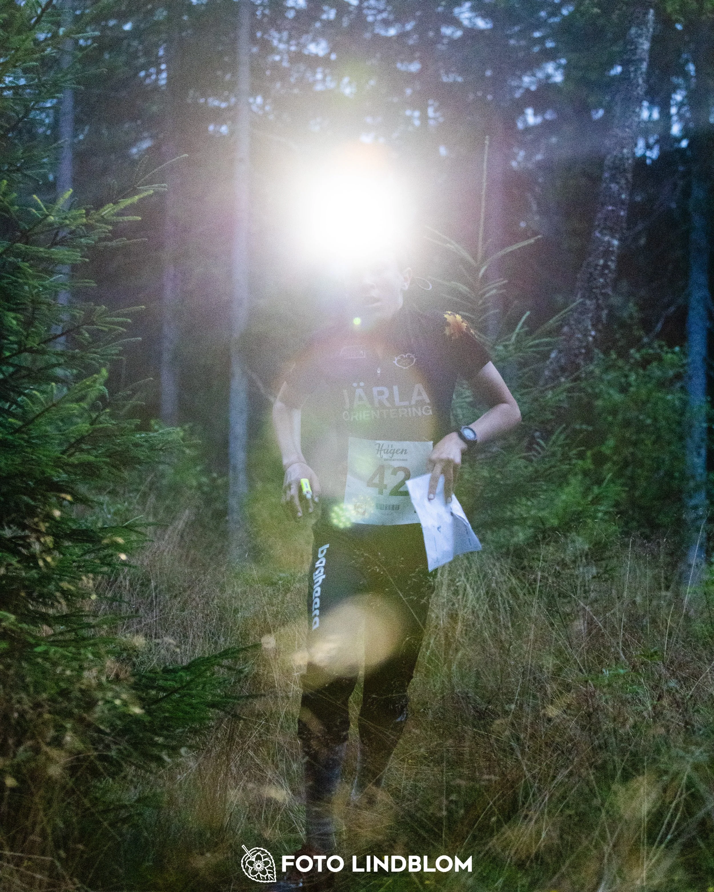 A picture from the youth 10 mila orienteering competition taken by Foto Lindblom