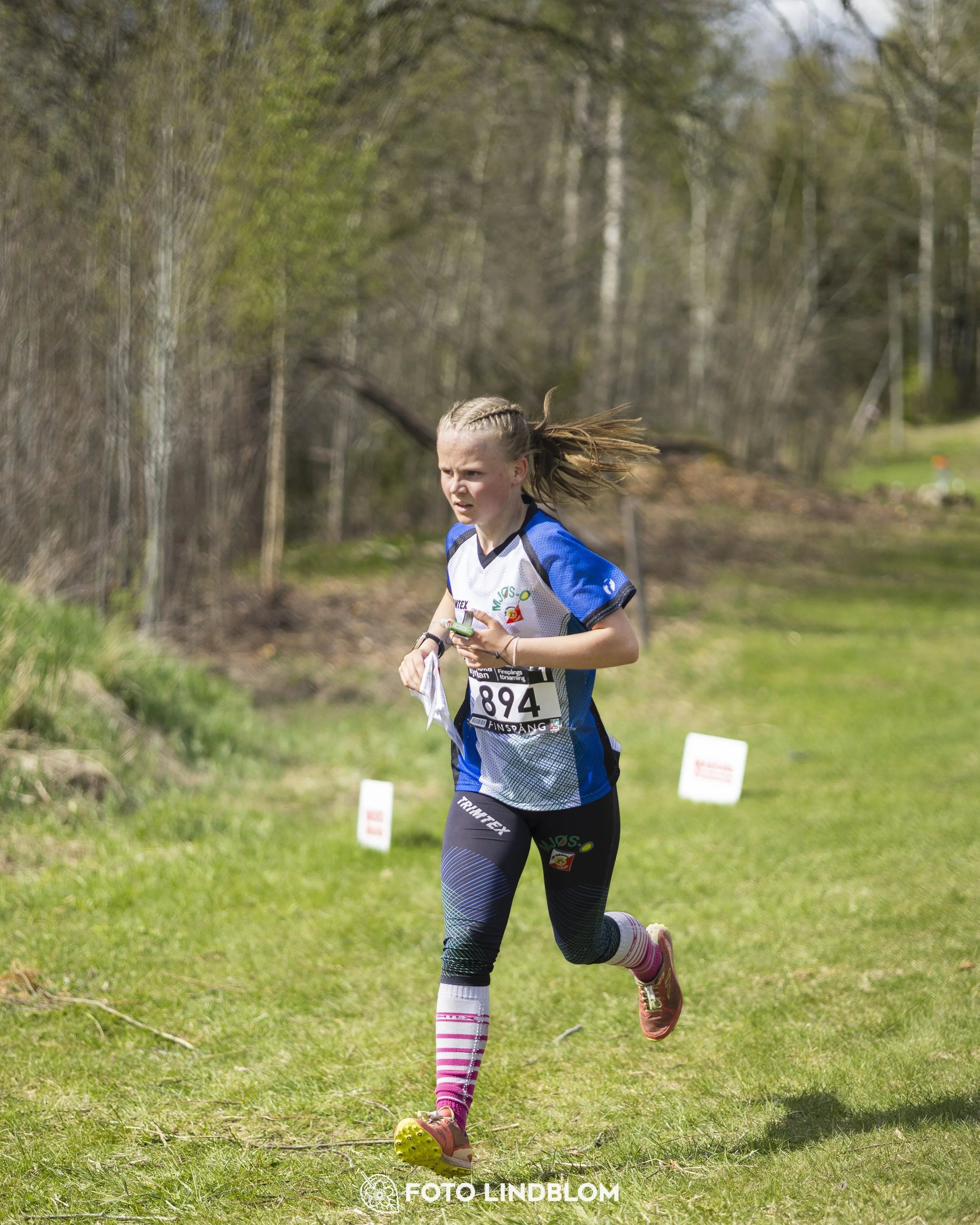 A picture from the youth relay at 10-Mila orienteering competition