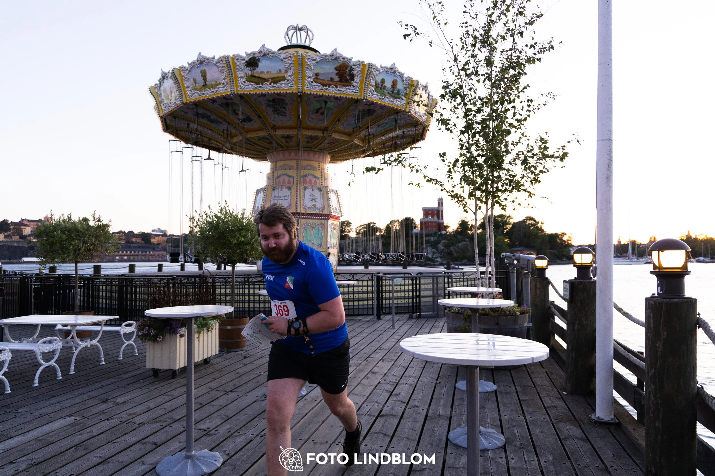 A picture from the orienteering event called Gröna Lund Sprinten taken by Foto Lindblom