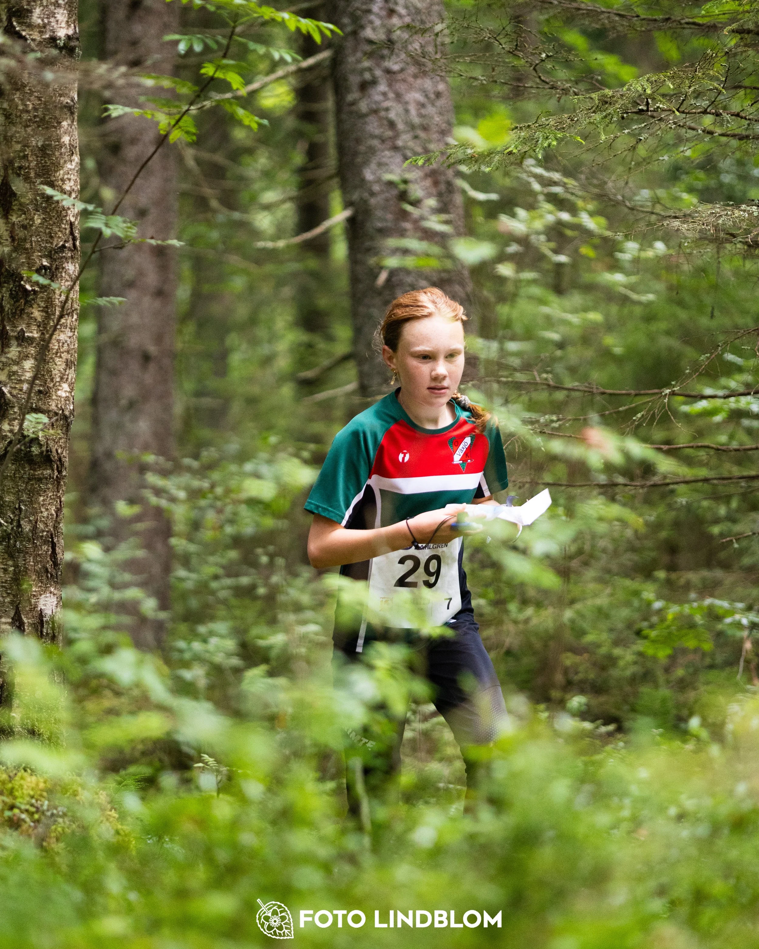 A picture from the youth 10 mila orienteering competition taken by Foto Lindblom
