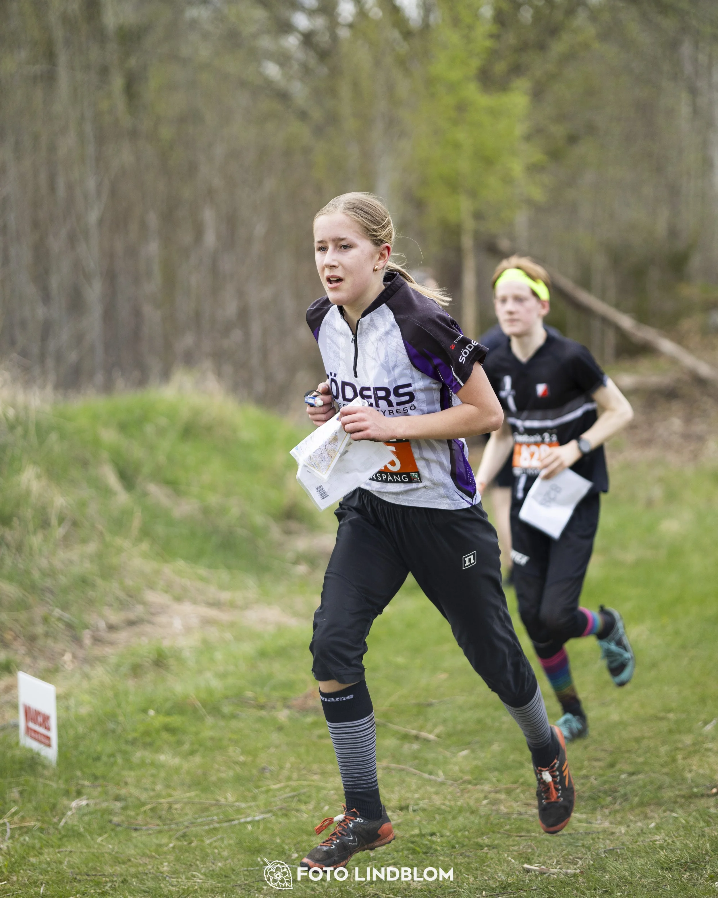 A picture from the youth relay at 10-Mila orienteering competition