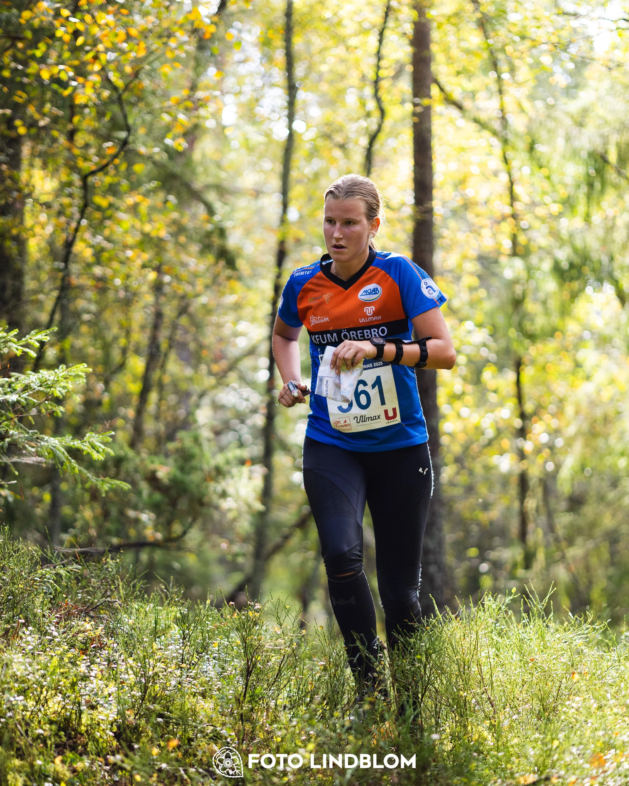A picture from the Swedish national championship in long distance orienteering and Swedish league race taken by Foto Lindblom