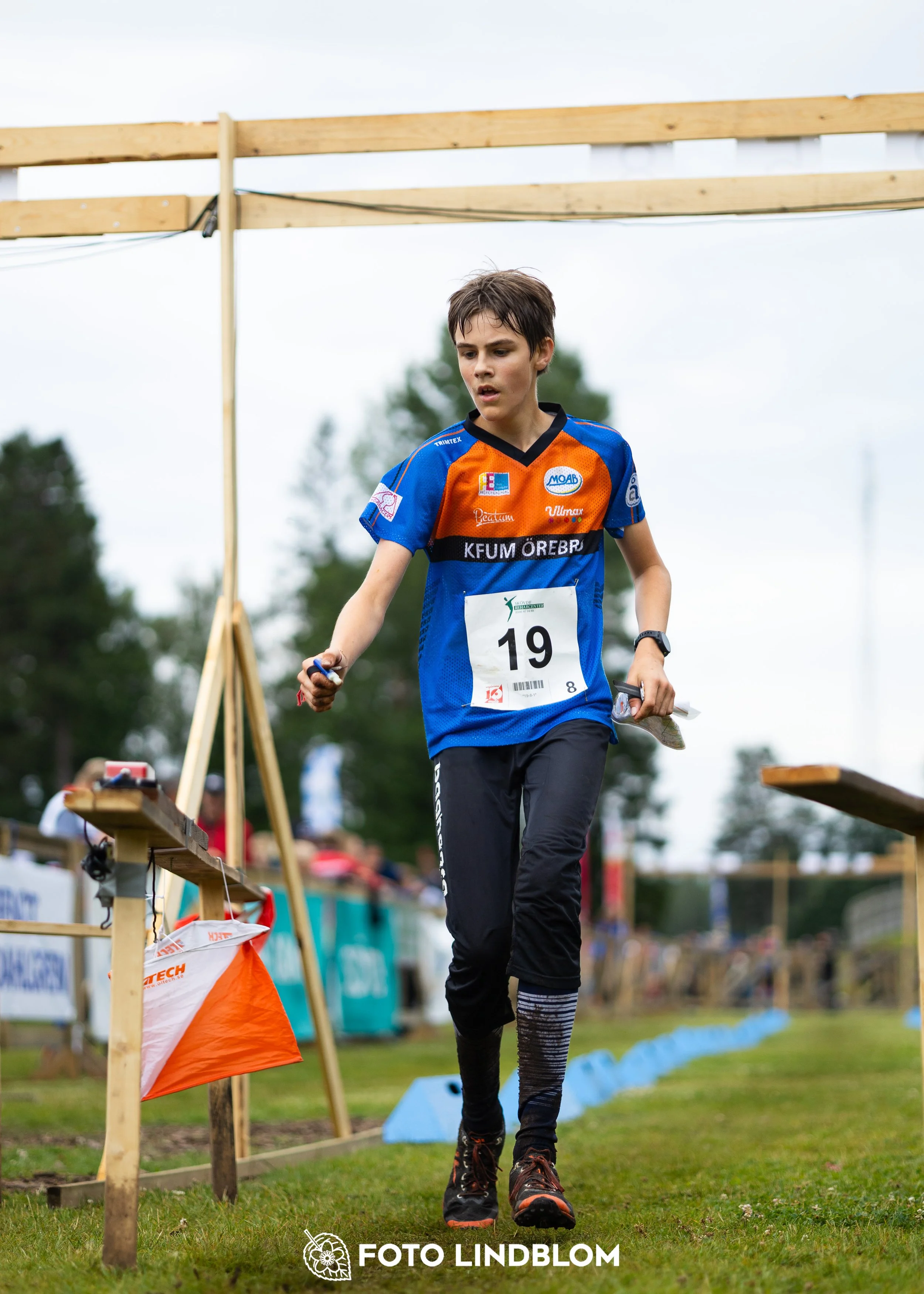 A picture from the youth 10 mila orienteering competition taken by Foto Lindblom