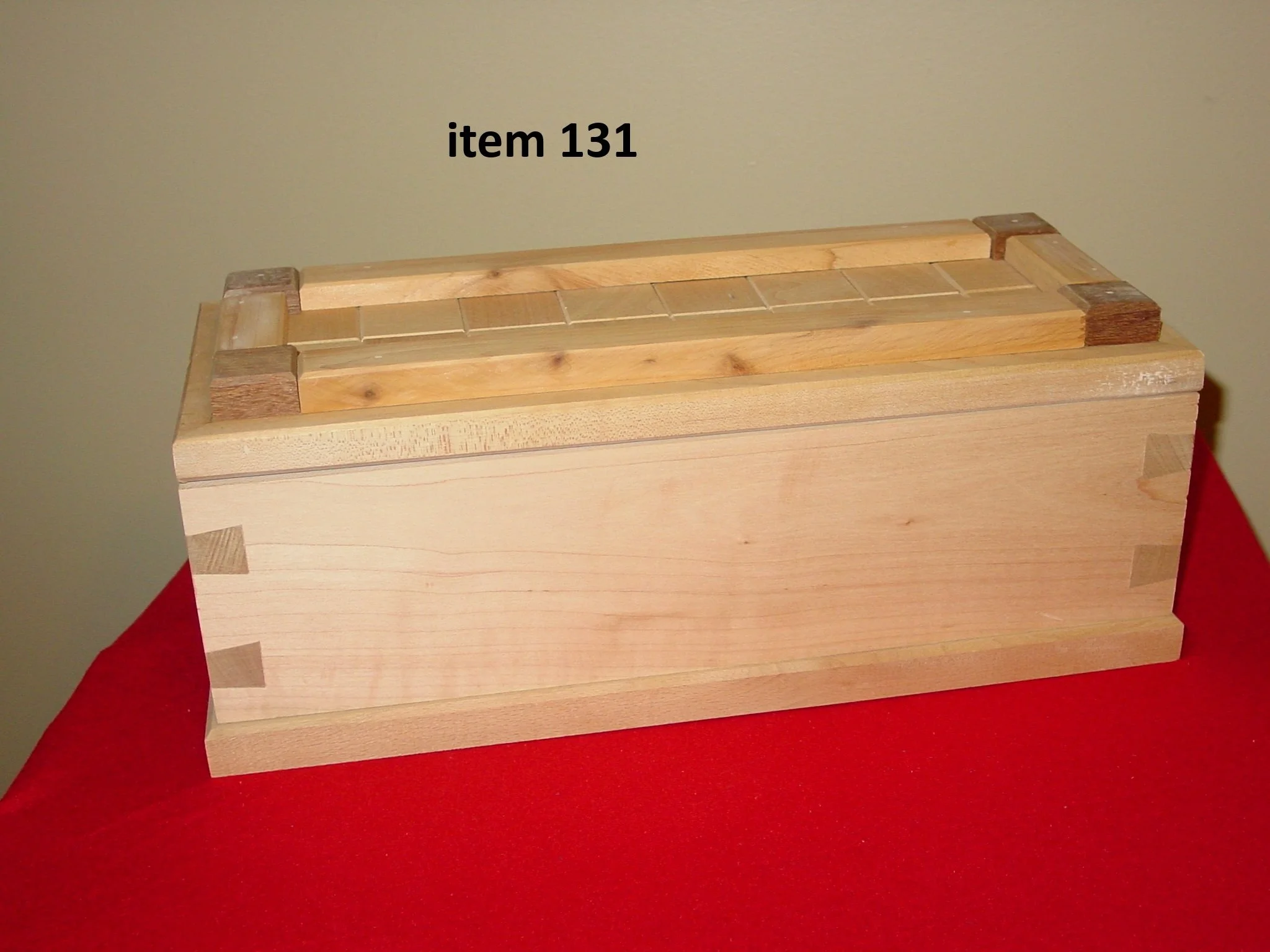 Medium Box With Lid