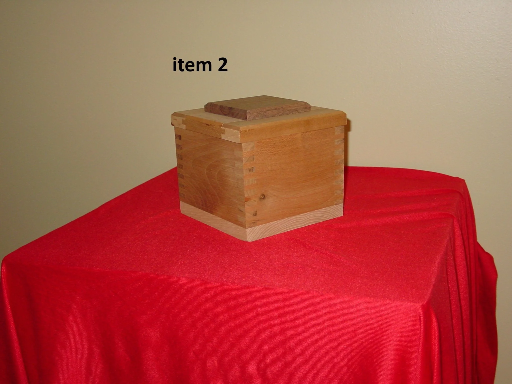 Medium Box With Lid