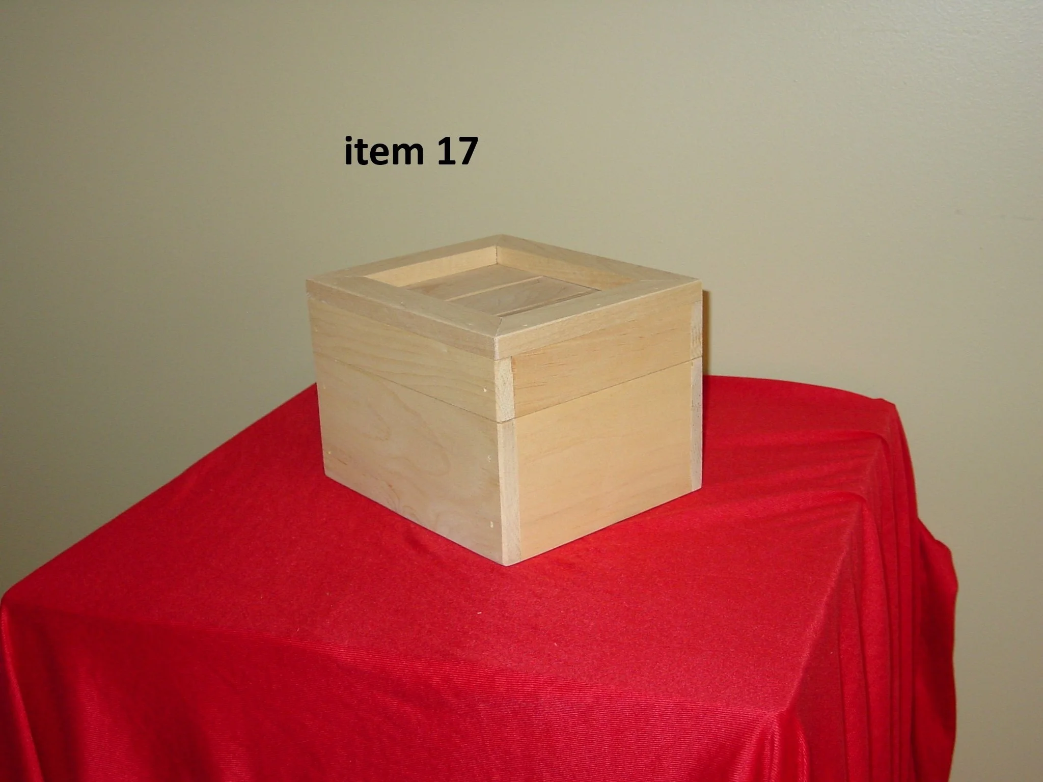 Medium Box With Lid