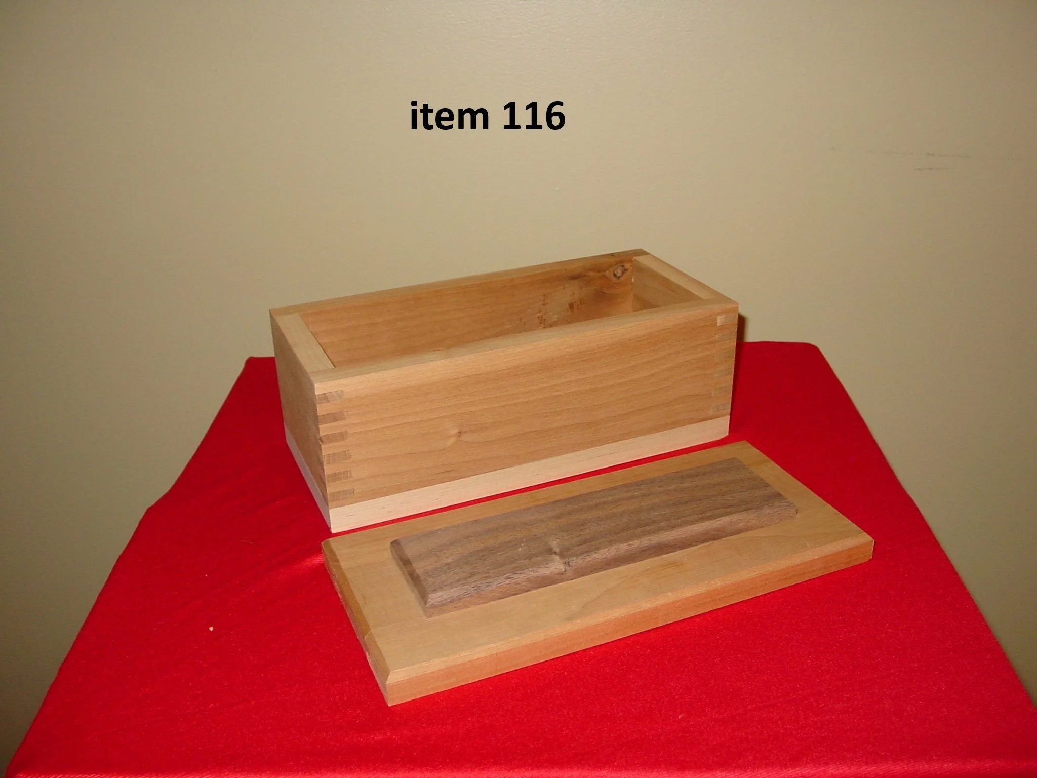 Medium Box With Lid