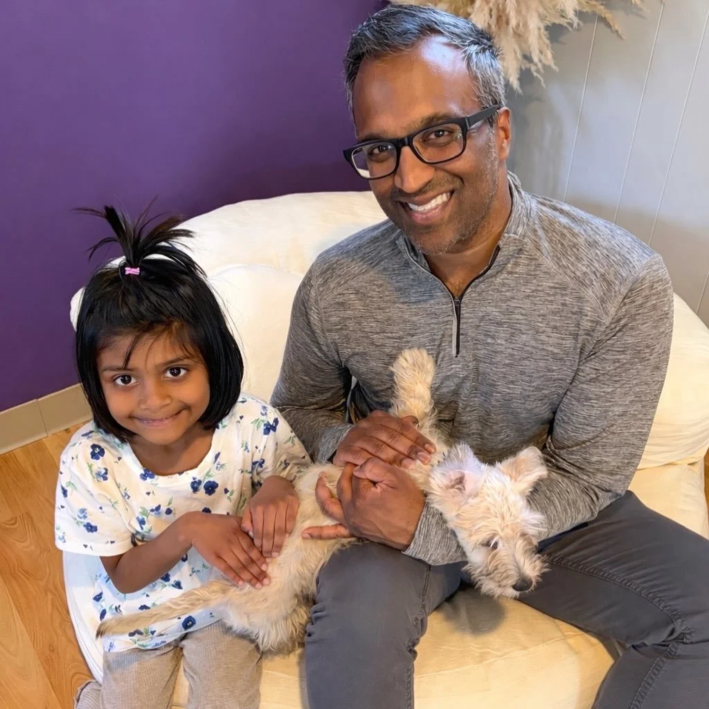Whats a better way to bond with your little princess then by playing with puppies while also connecting and grounding through yoga meditation. Dad of the year🐶💕