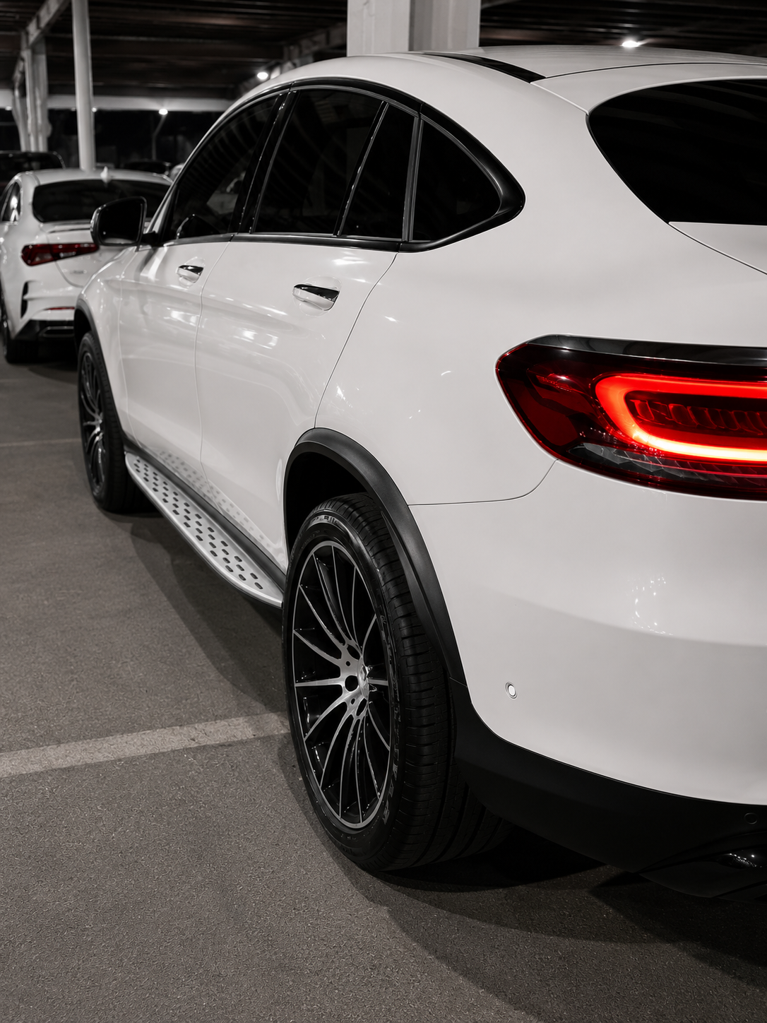 benz back side view.png