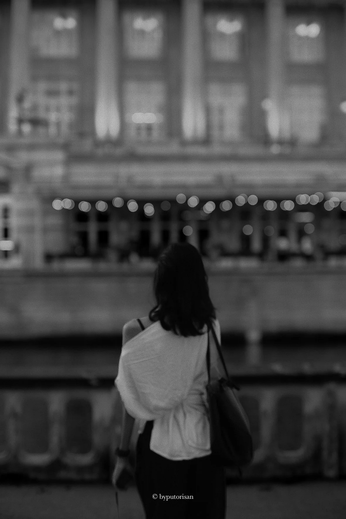 NW at Singapore, BW, 2026