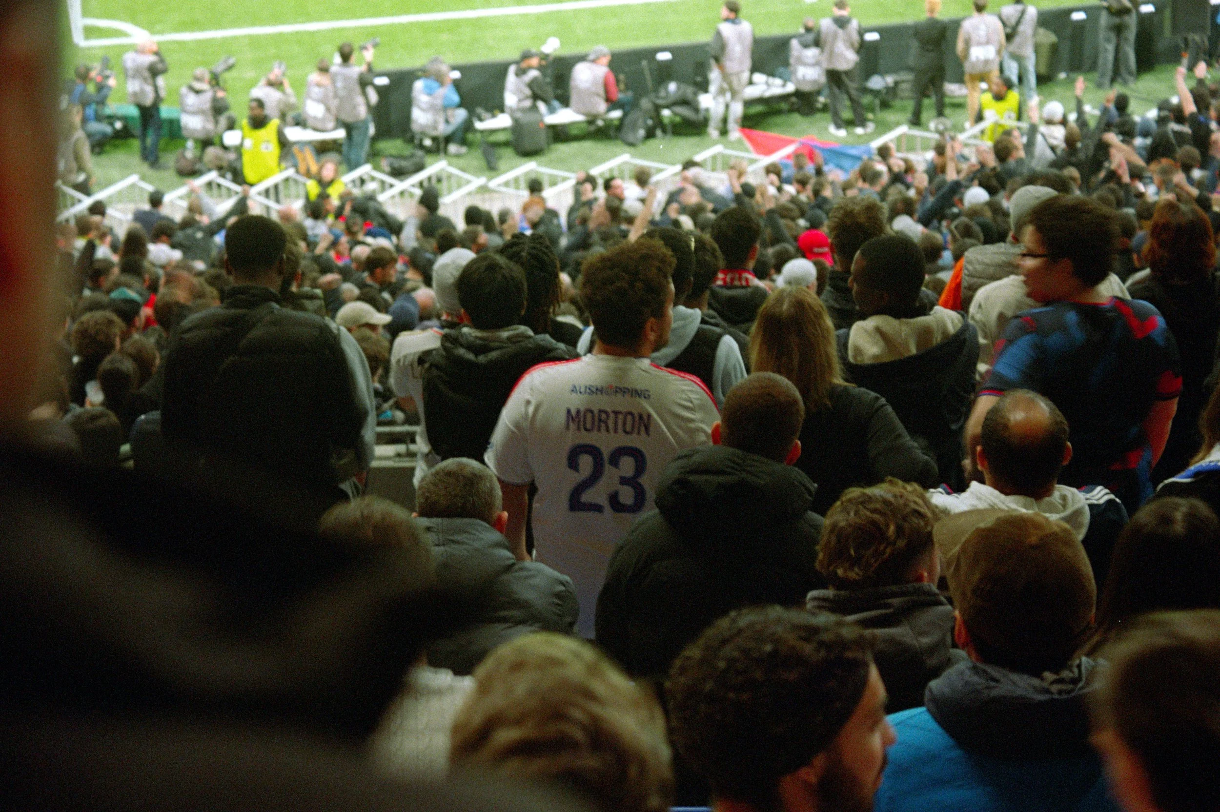 2df35-04.jpg