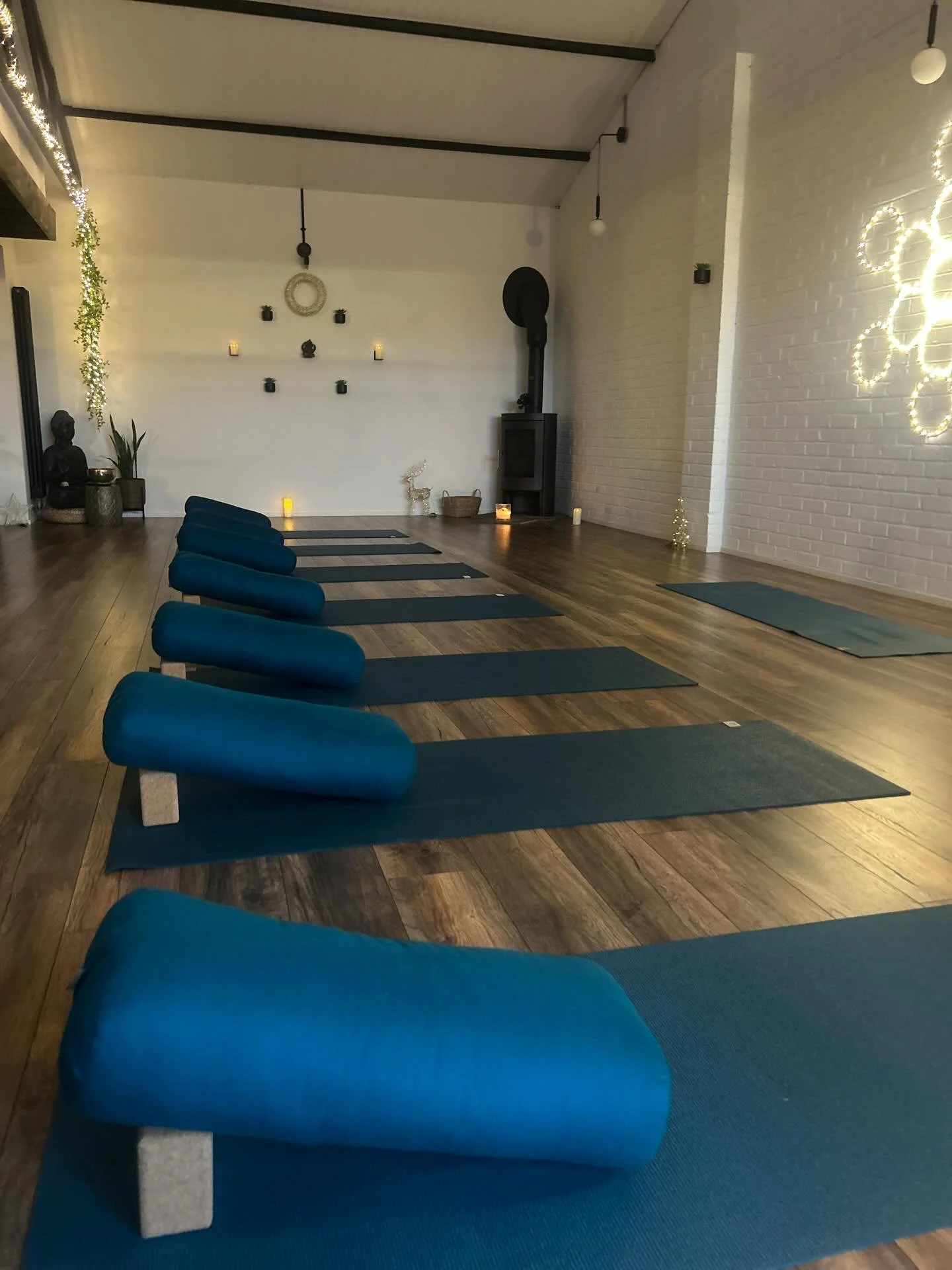 [the.space]
An eclectic space to connect to your inner space. Connecting more to how you feel - mentally emotionally and physically. 
More info on our website https://www.thespacehq.co
#yoga #meditation #poulton #lancashire blackpool