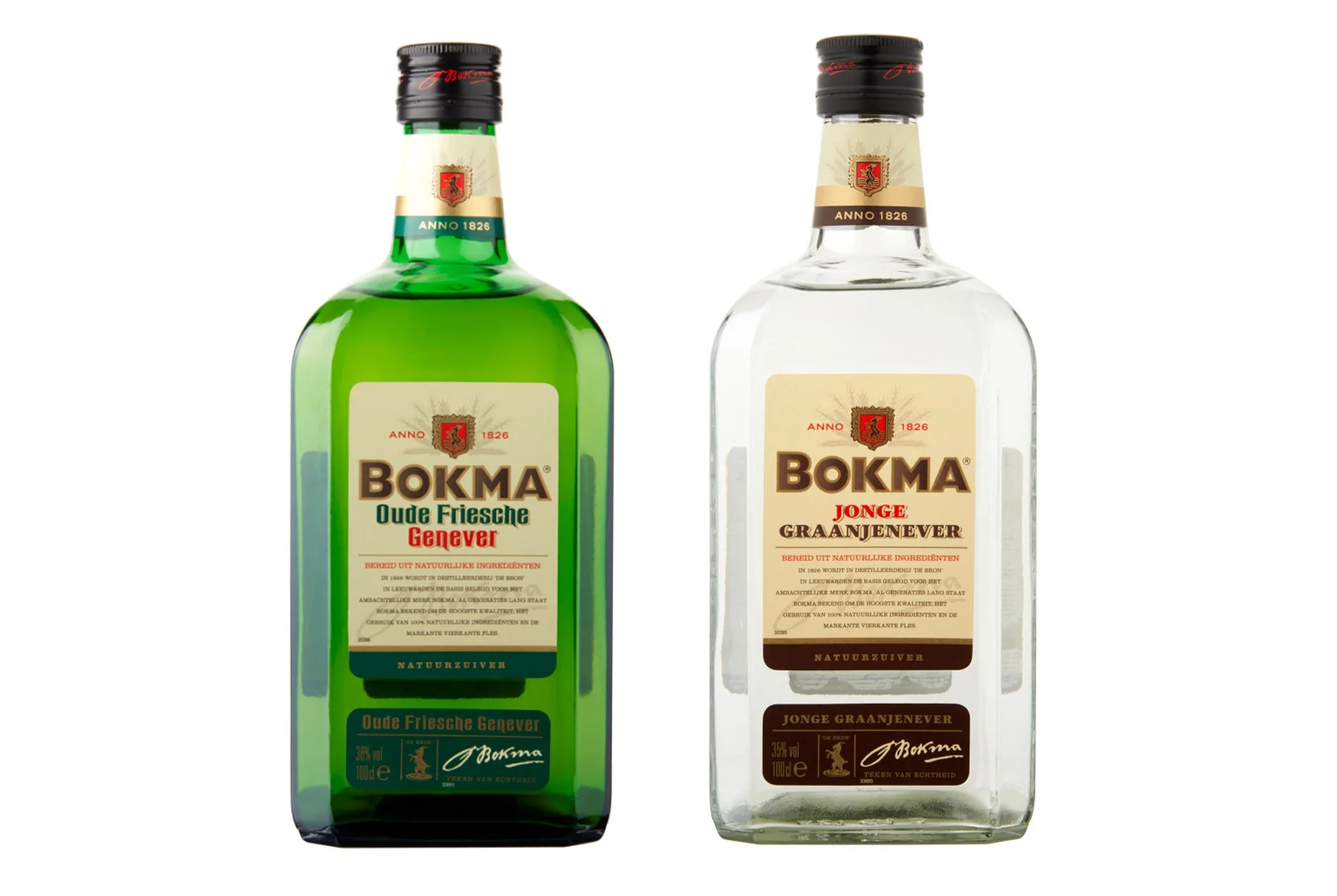 Twee flessen BOKMA jenever, links Oude Friese Gever in groene fles, rechts Jonge Graanjenever in doorzichtige fles.