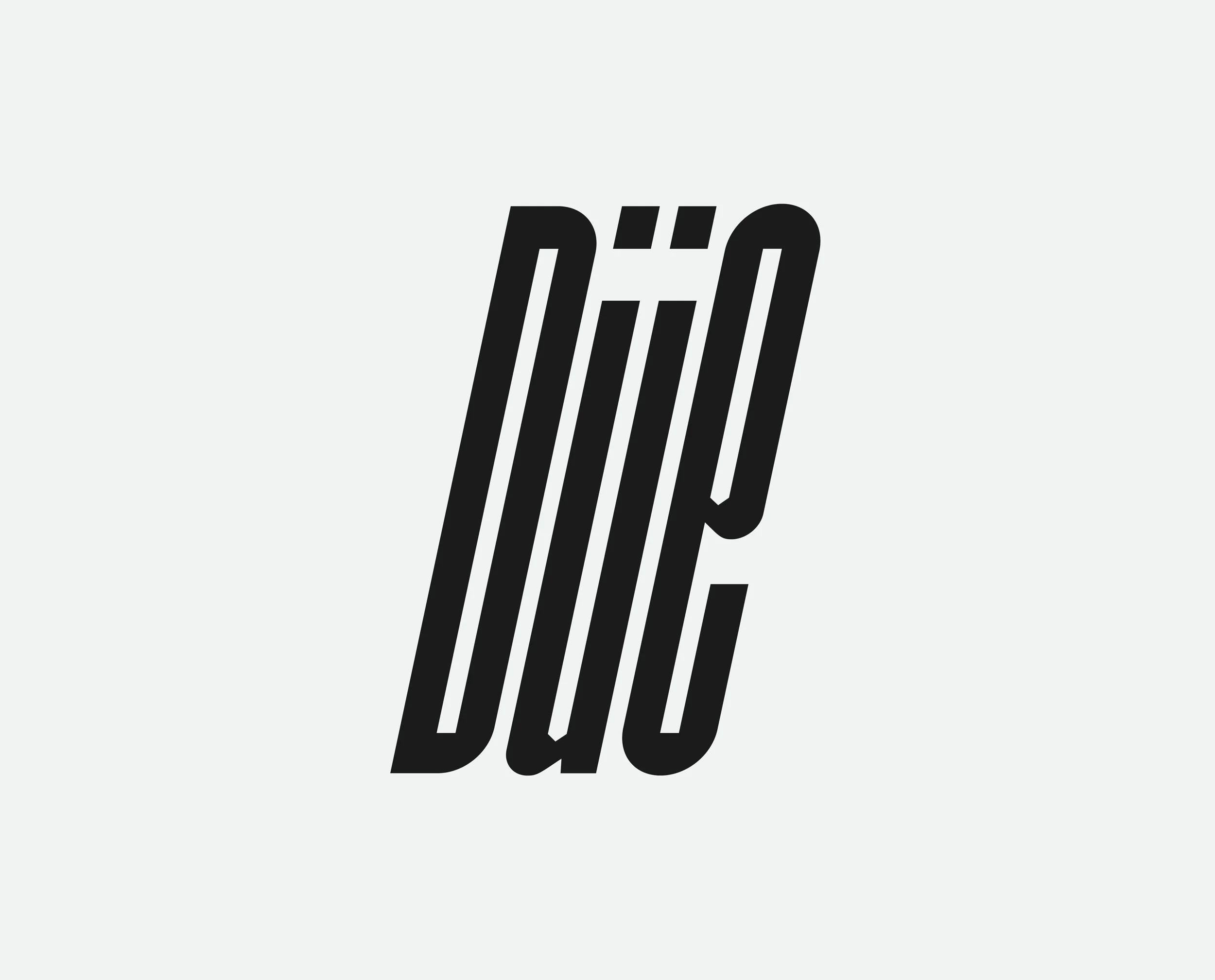 Düe Display Regular Slanted