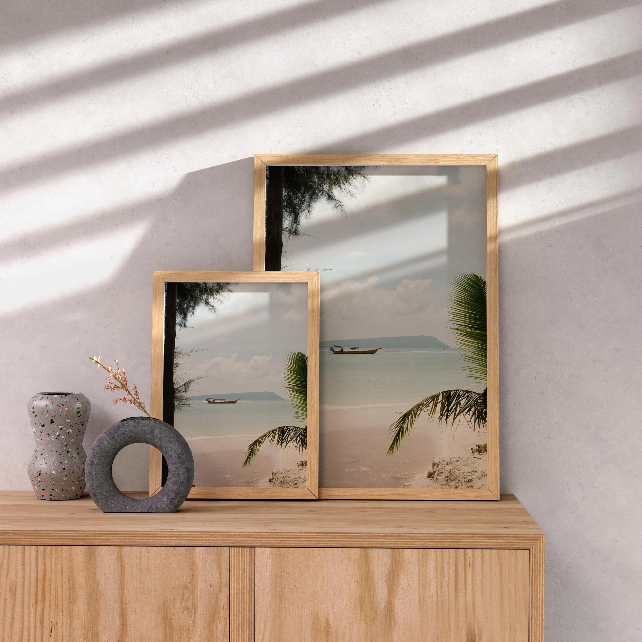 Free Two Wood Frames Mockup copie.jpg