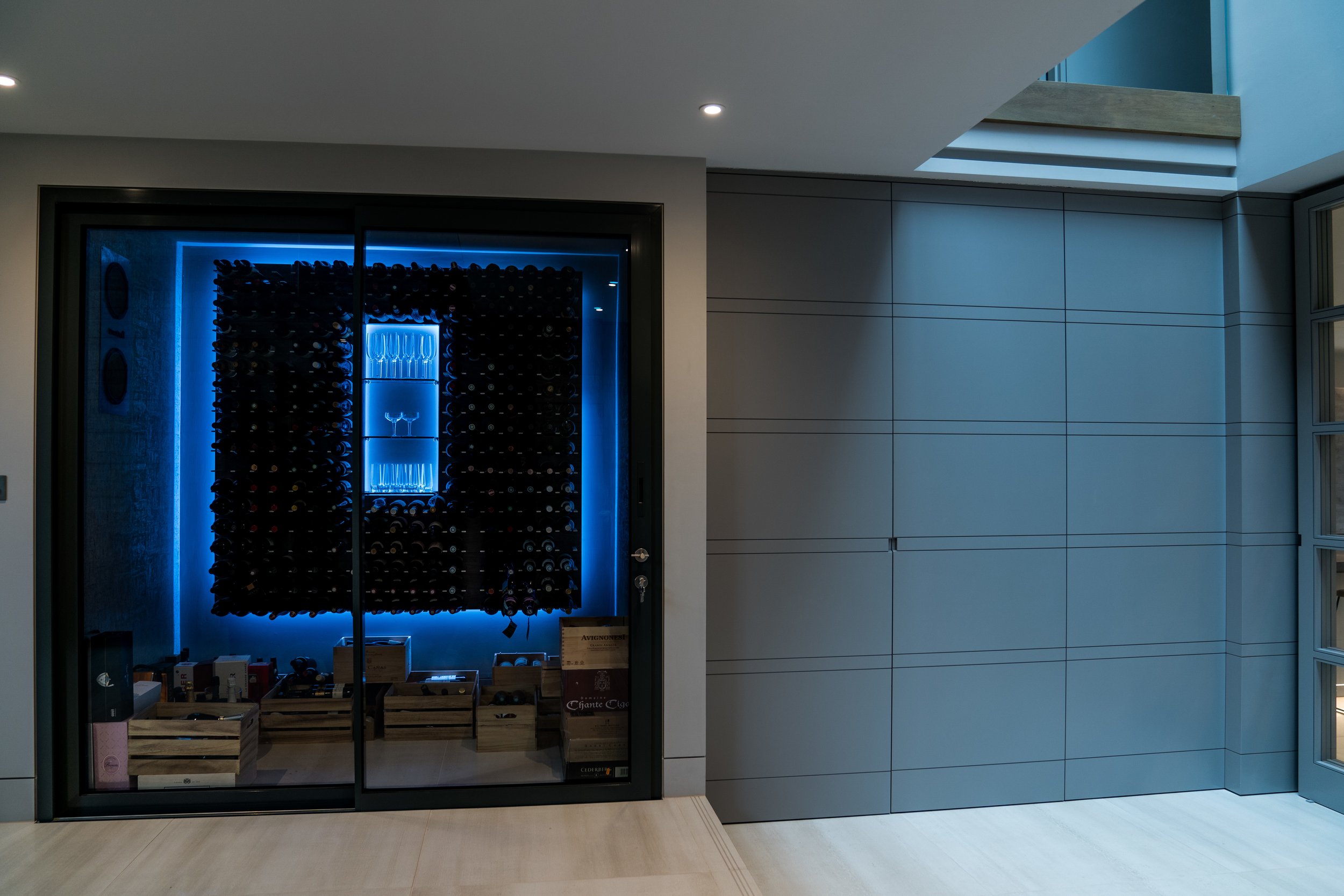 rhl photo wey road wine jun17.jpg