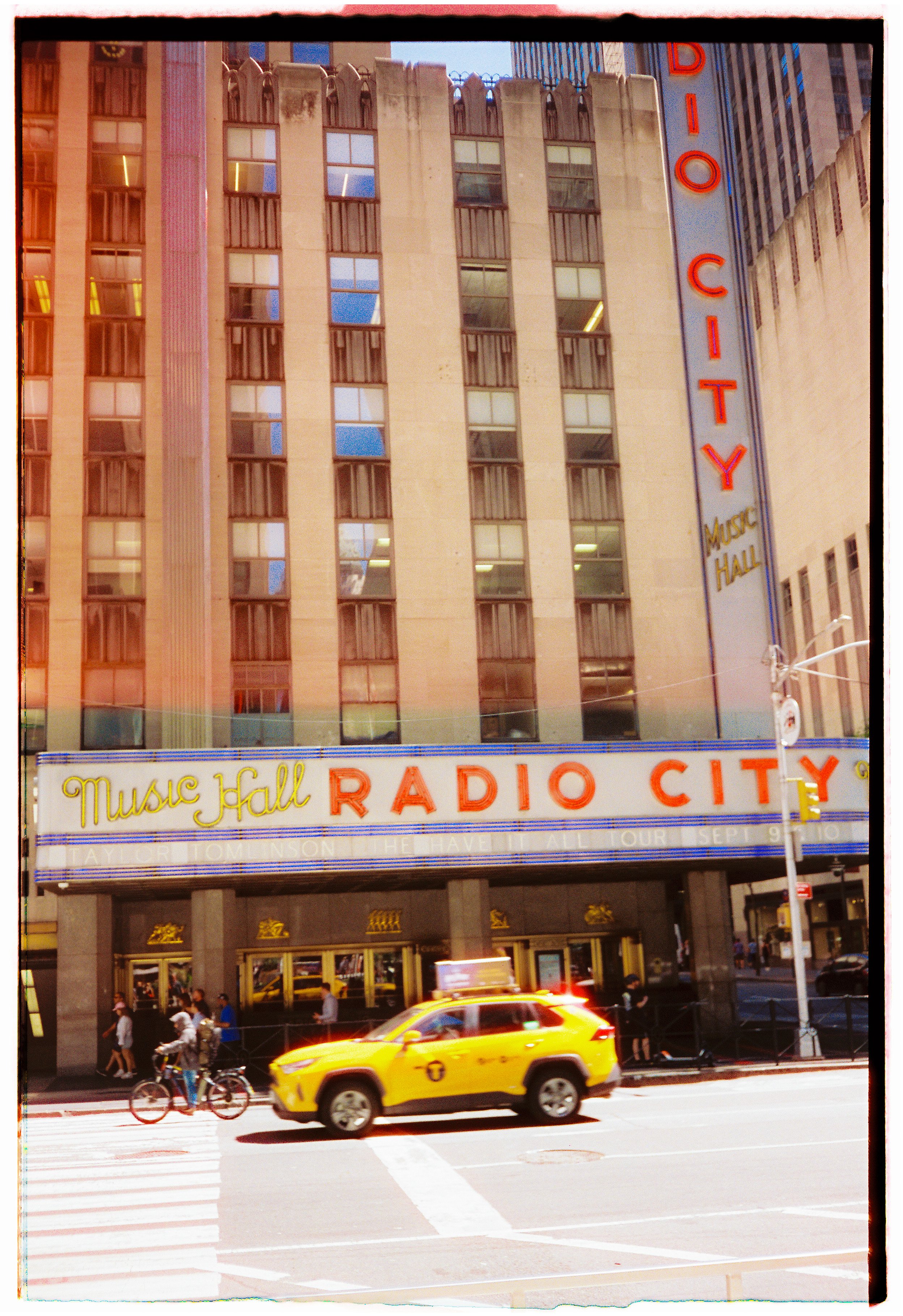 MB_4113_CineStill 400D_030315-R1-E027.JPG