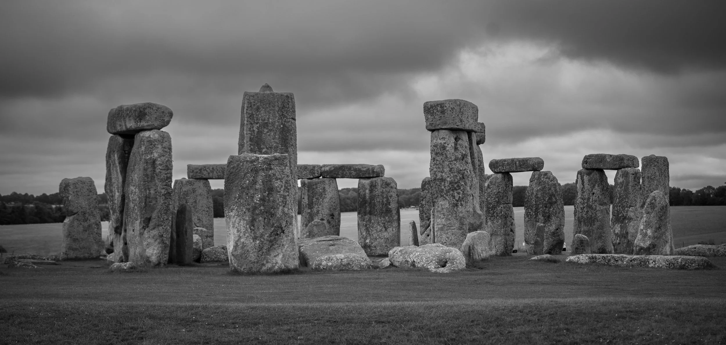 stonehenge.jpg