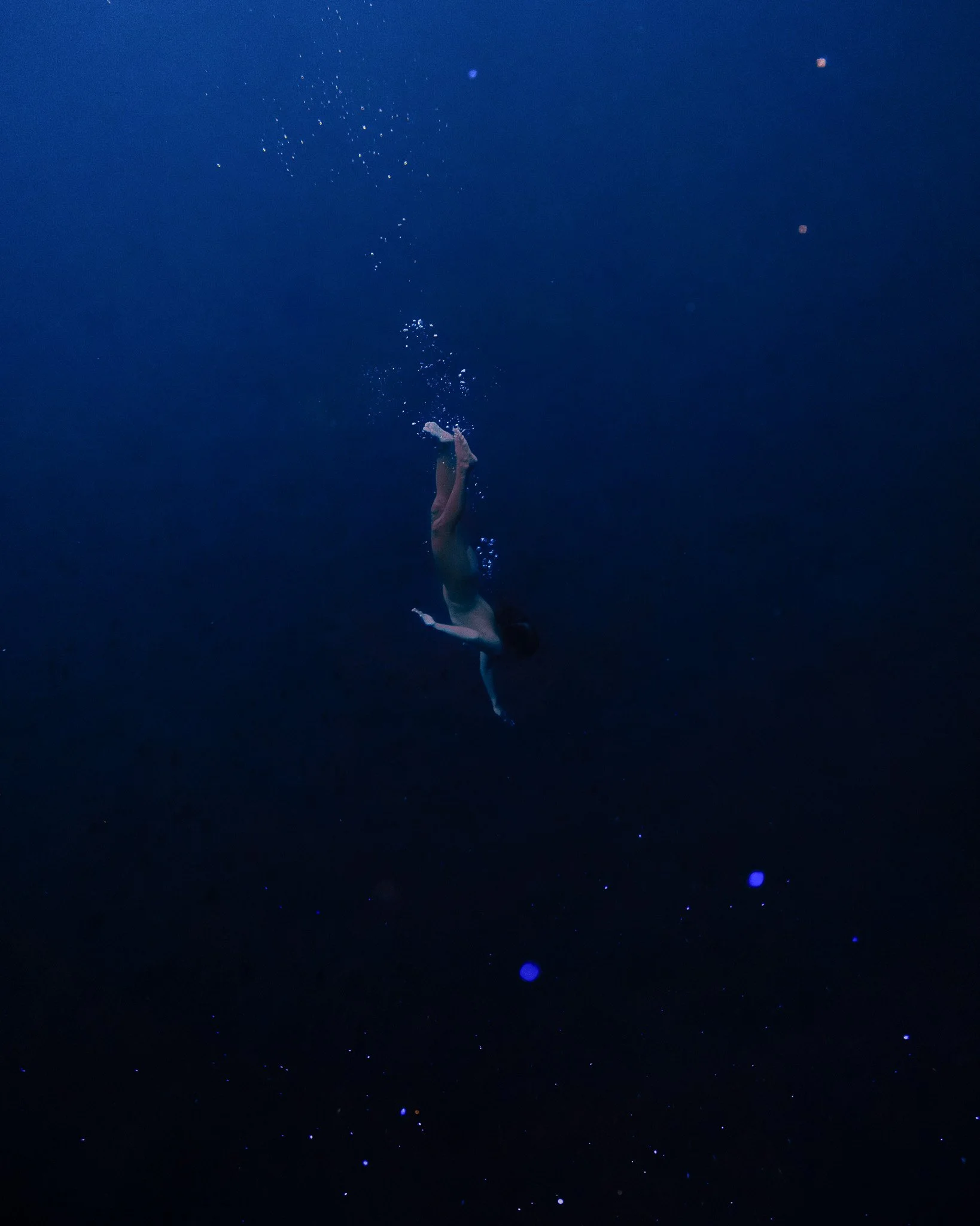 underwater light_3.jpg