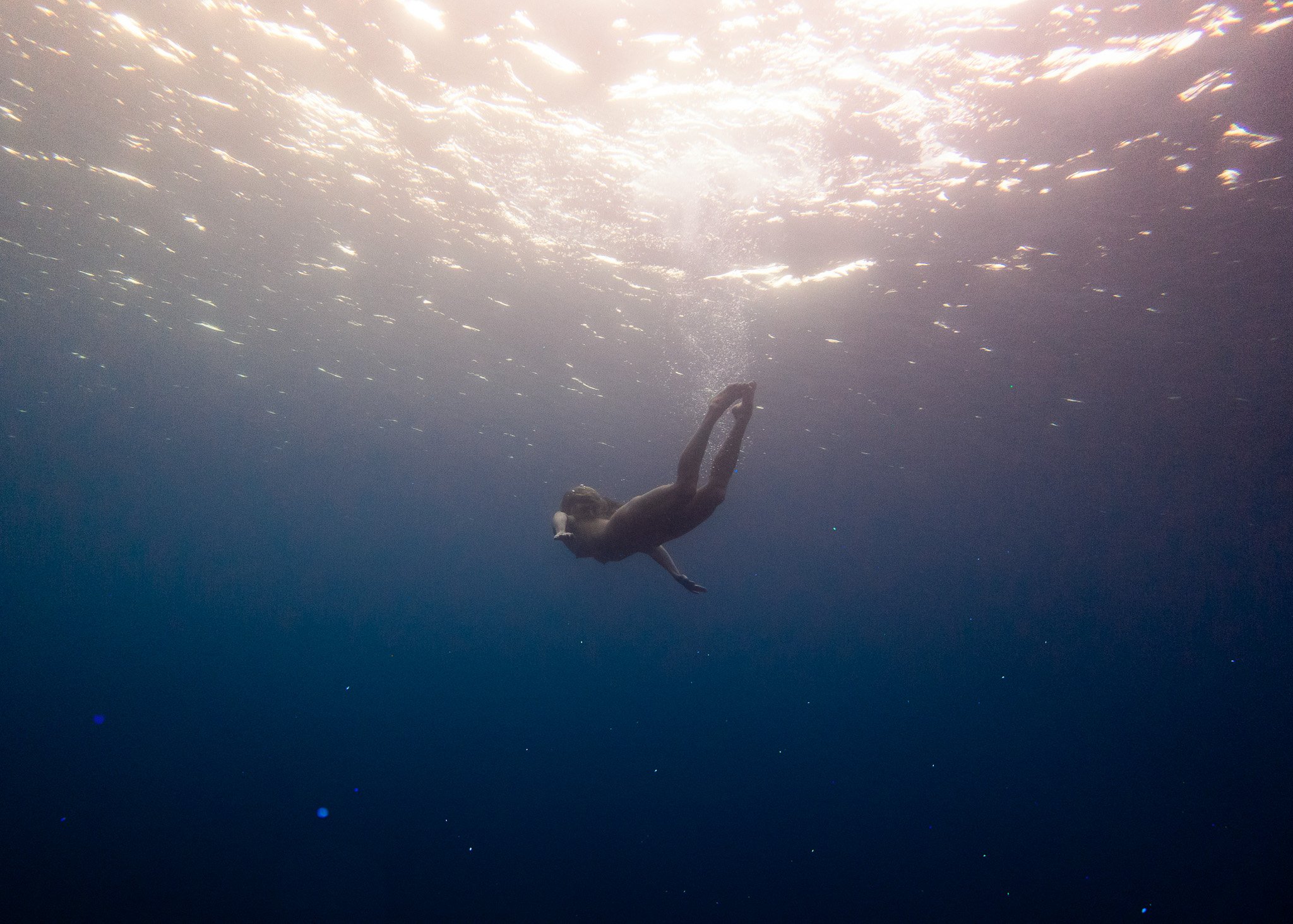 underwater light_2.jpg