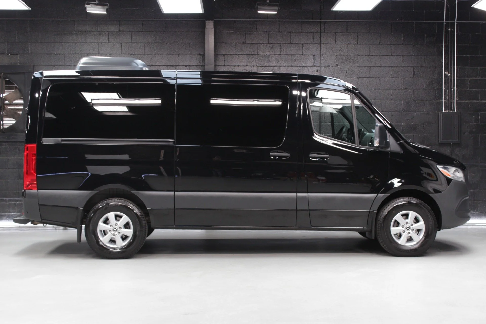 Sprinter Van 2500 Image27.jpg