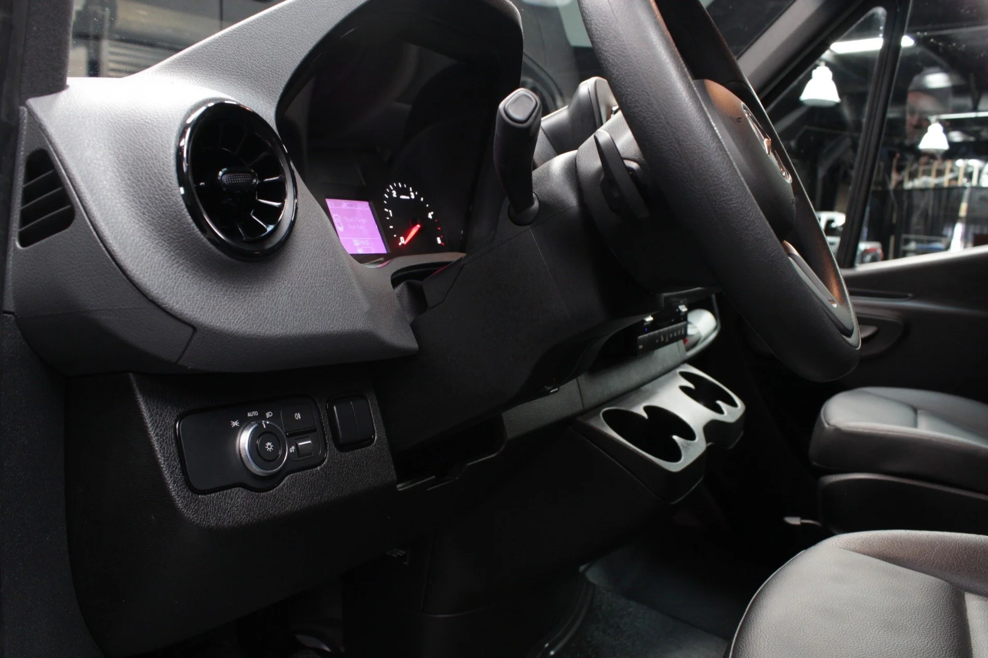 Sprinter Van 2500 Image24.jpg