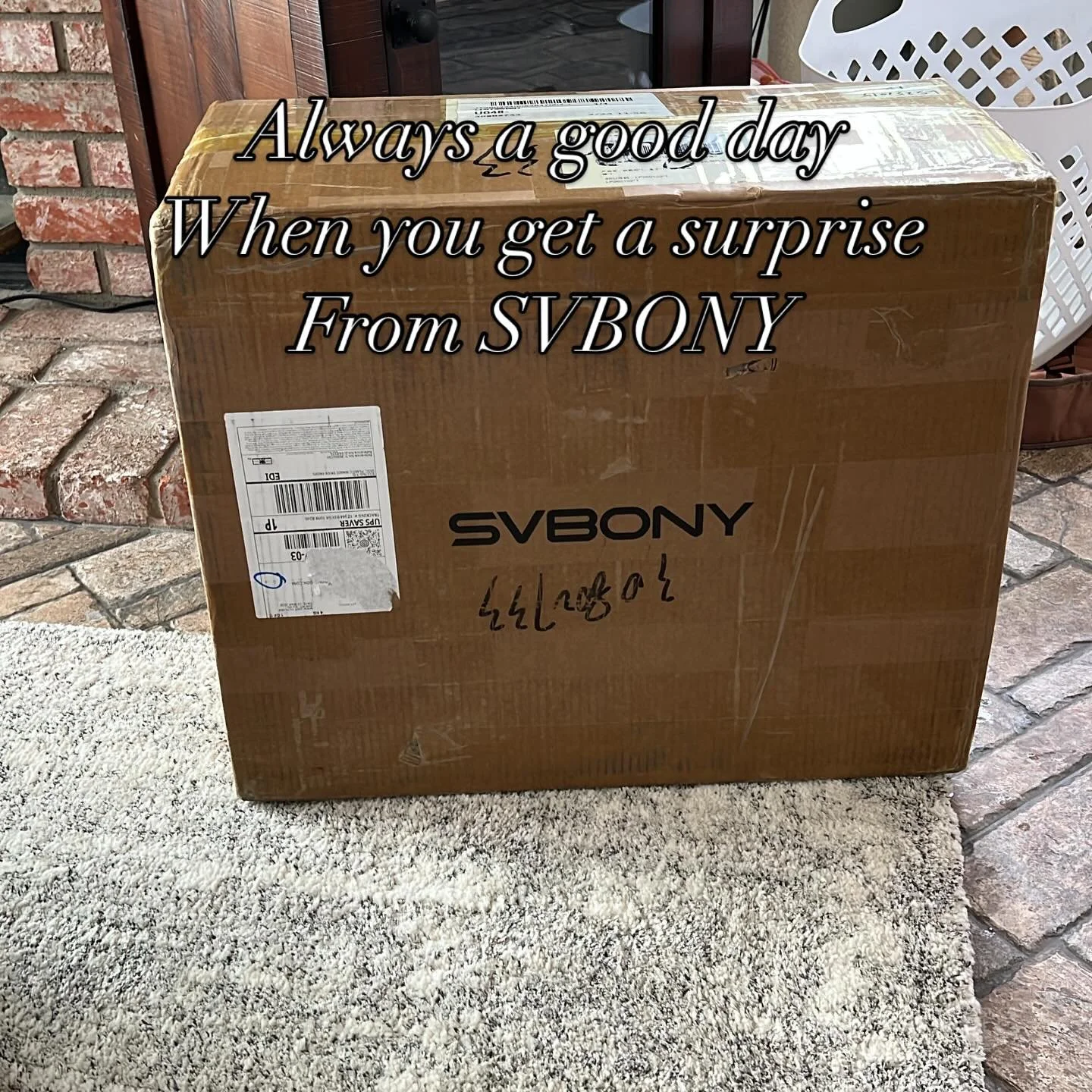 I have no idea what&rsquo;s in this big heavy box. Thanks @svbony for sending this over. What do you think it is???? #svbony #space #astrophotography
