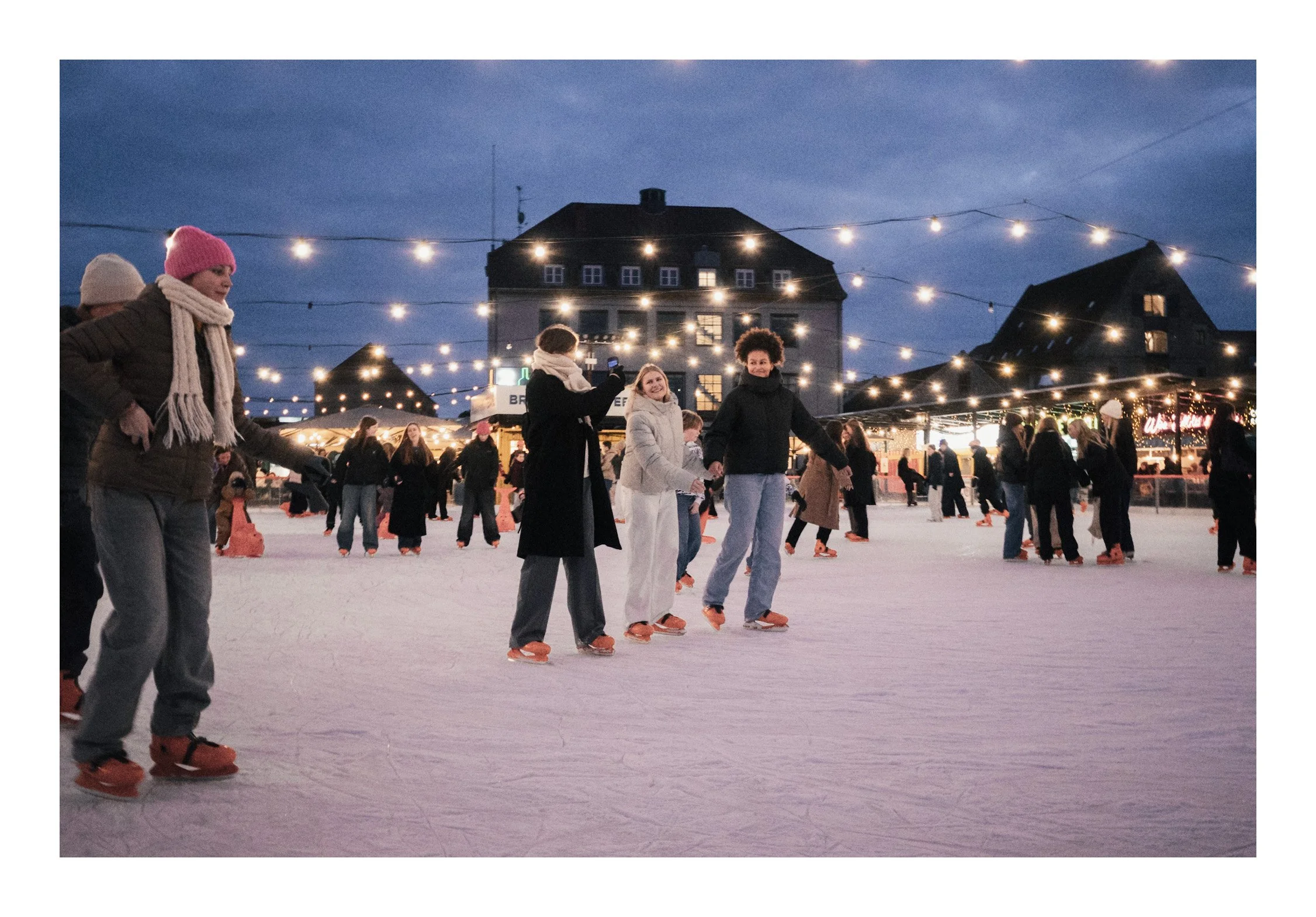 Ice skating near Nyhavn feels wonderfully festive in winter. Just a short walk away, the rink at Kongens Nytorv lets you glide past twinkling lights and historic buildings while the city buzzes around you.